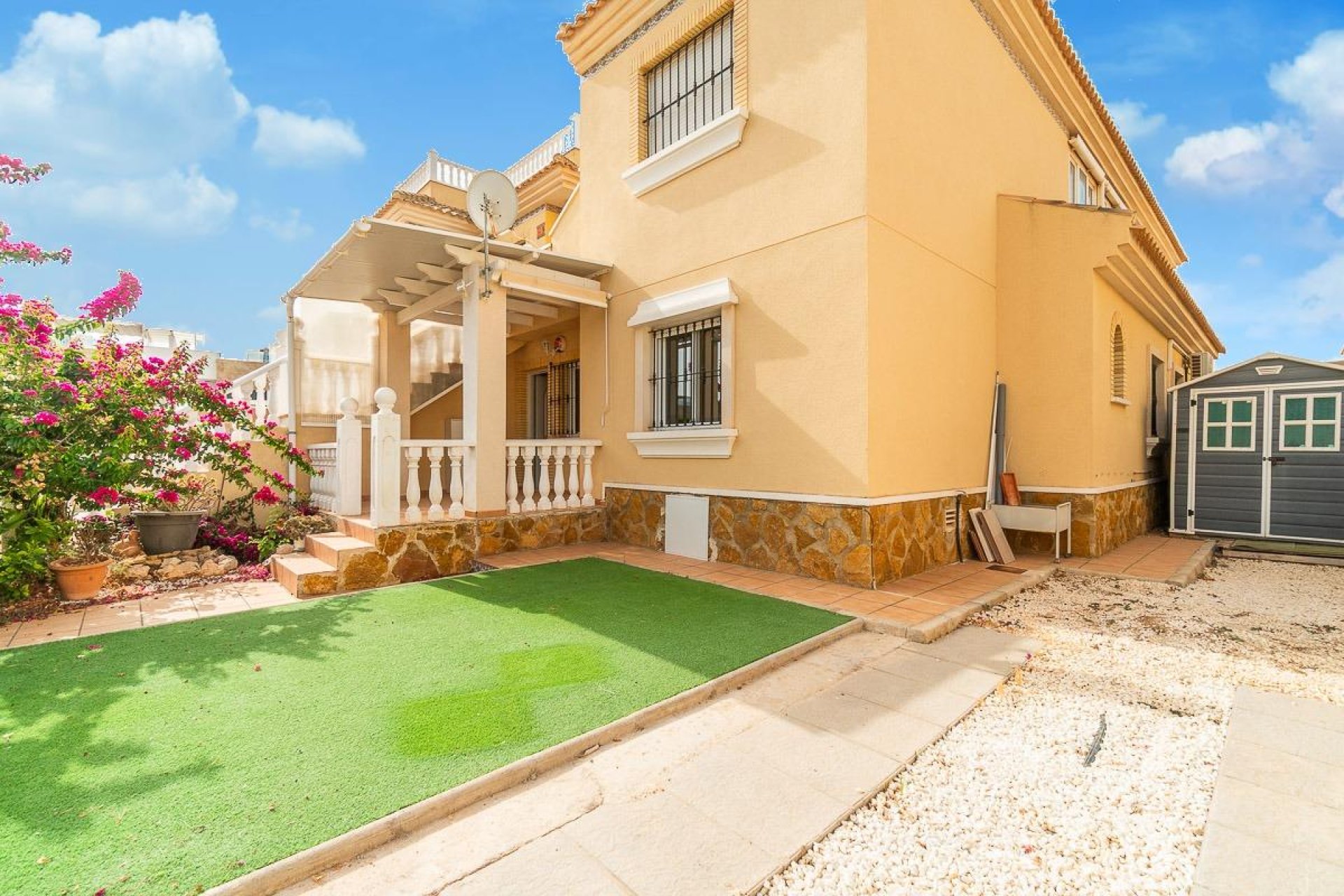 Resale - Apartment / Flat * - Orihuela Costa * - Los Dolses *