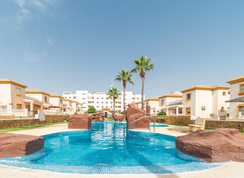 Resale - Apartment / Flat * - Orihuela Costa * - Los Dolses *