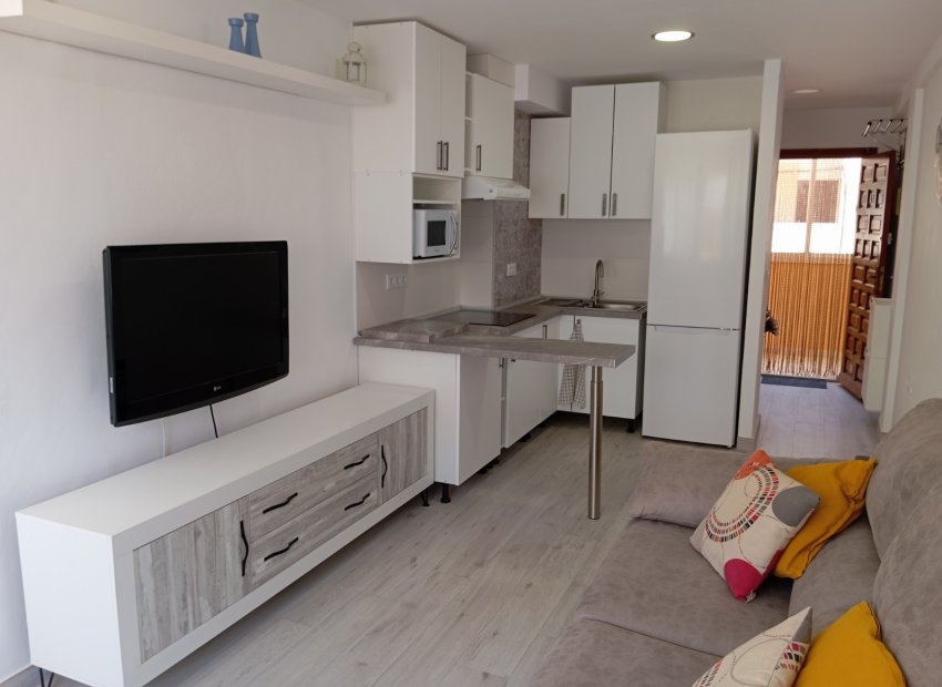 Resale - Apartment / flat - Orihuela Costa* - Mil Palmeras*