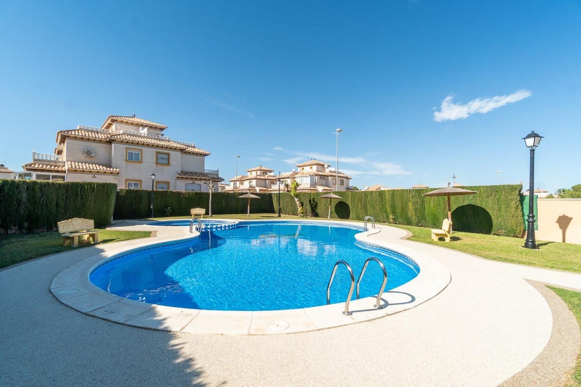 Resale - Apartment / flat - Orihuela Costa - Montezenia