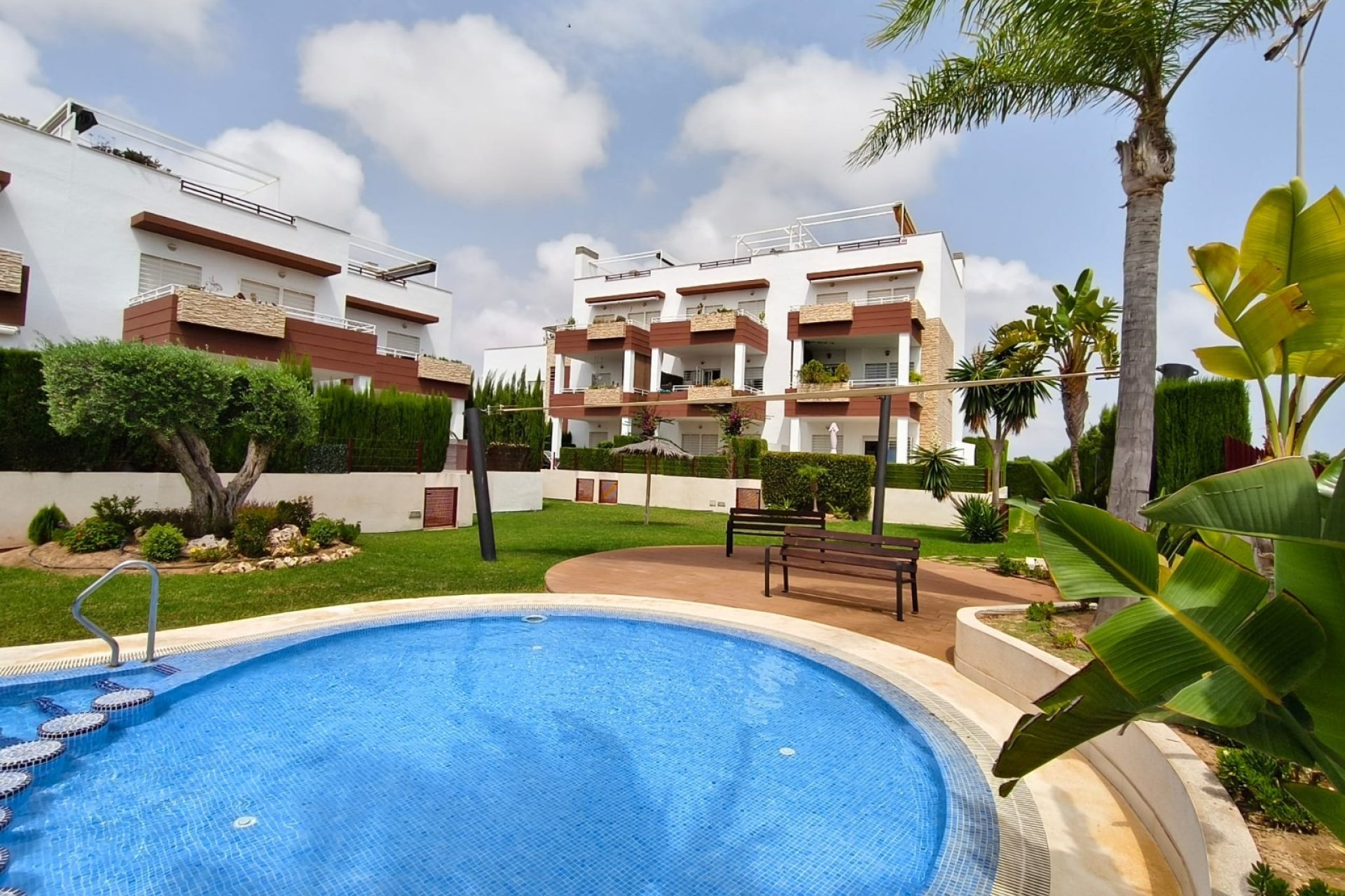 Resale - Apartment / Flat * - Orihuela Costa - Orihuela Costa *