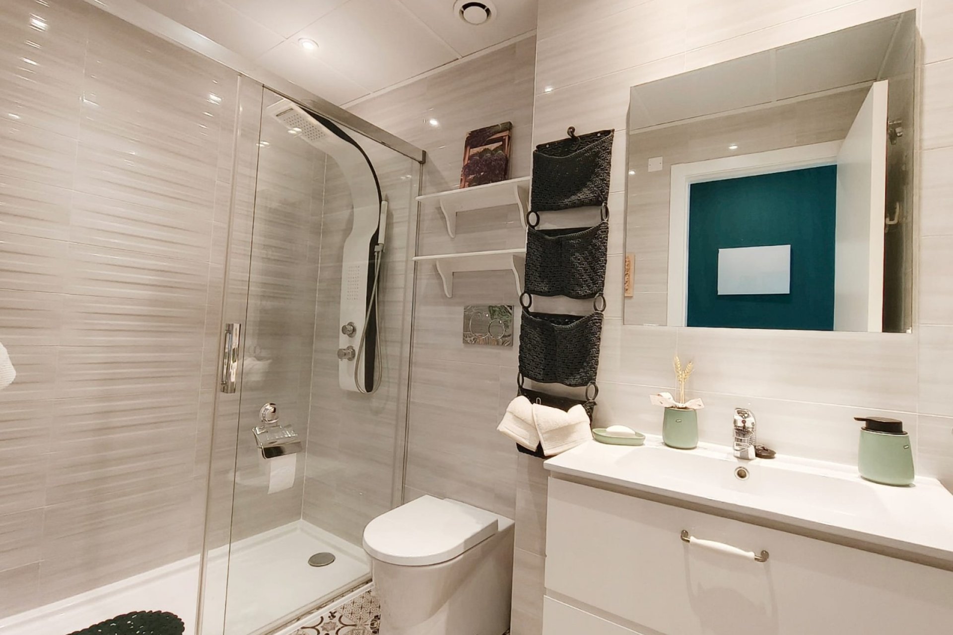 Resale - Apartment / Flat * - Orihuela Costa - Orihuela Costa *