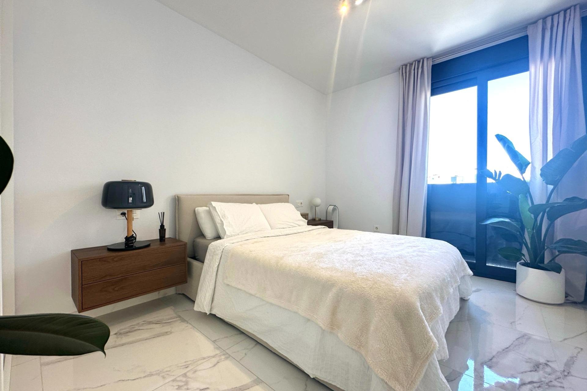 Resale - Apartment / Flat * - Orihuela Costa * - PAU 8