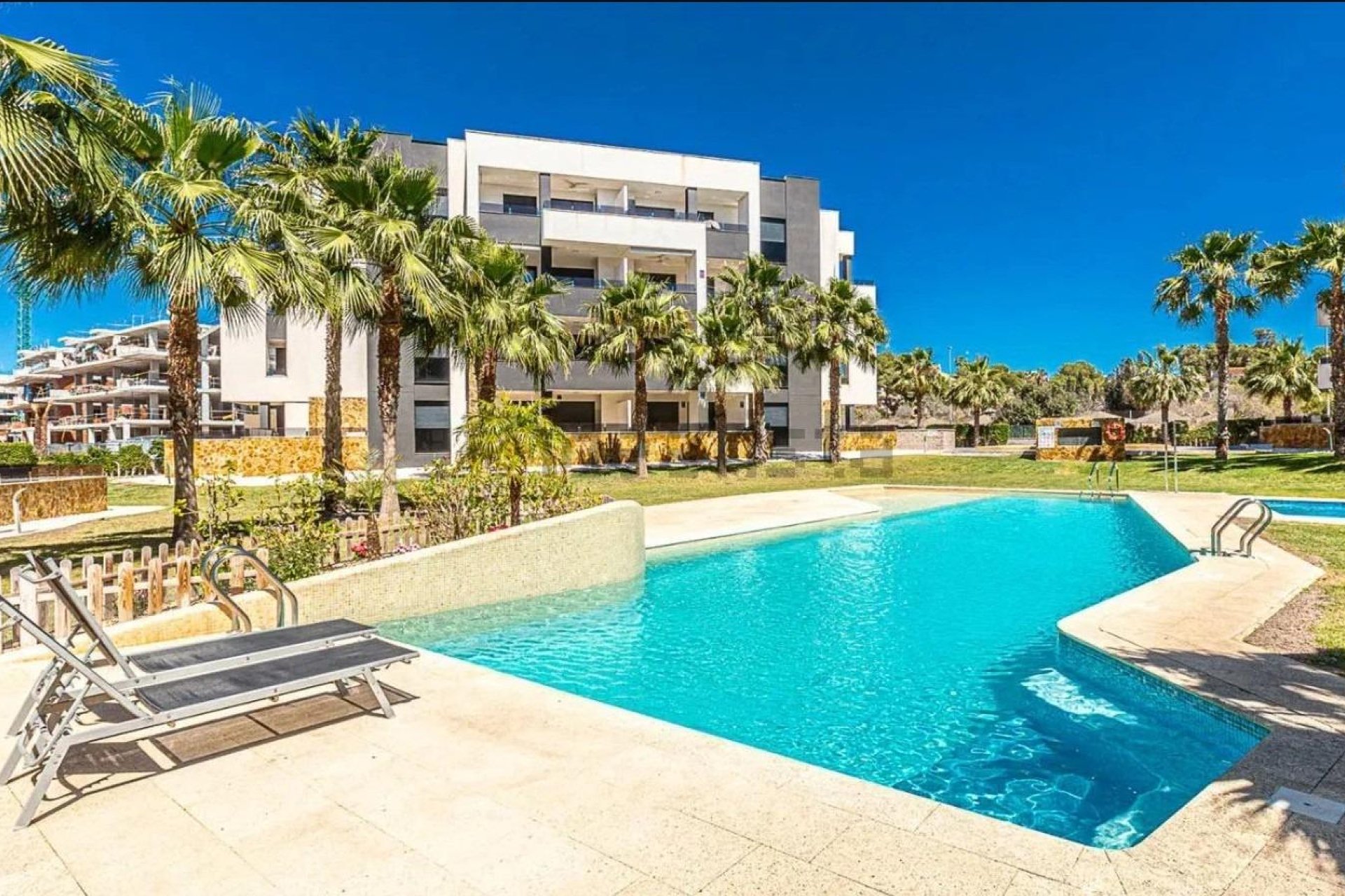 Resale - Apartment / Flat * - Orihuela Costa * - PAU 8