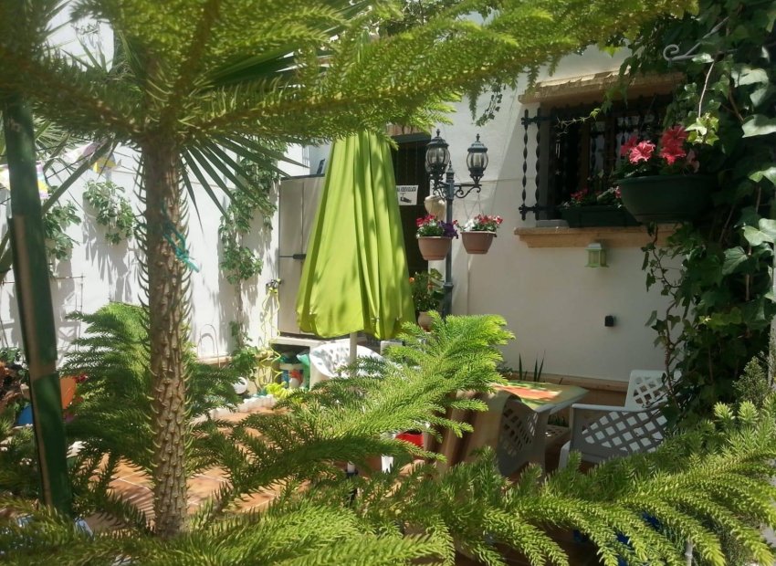 Resale - Apartment / Flat * - Orihuela Costa * - PAU 8 *