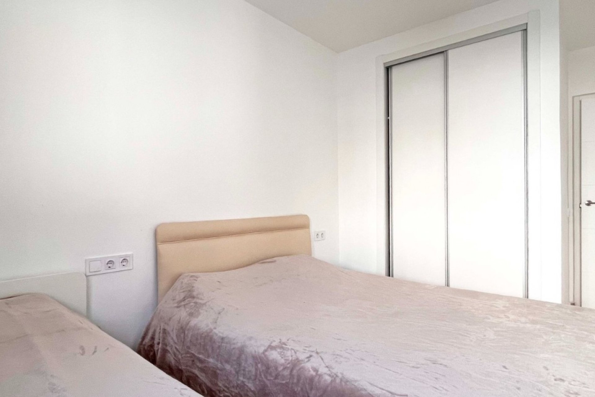 Resale - Apartment / Flat * - Orihuela Costa - Playa Flamenca *