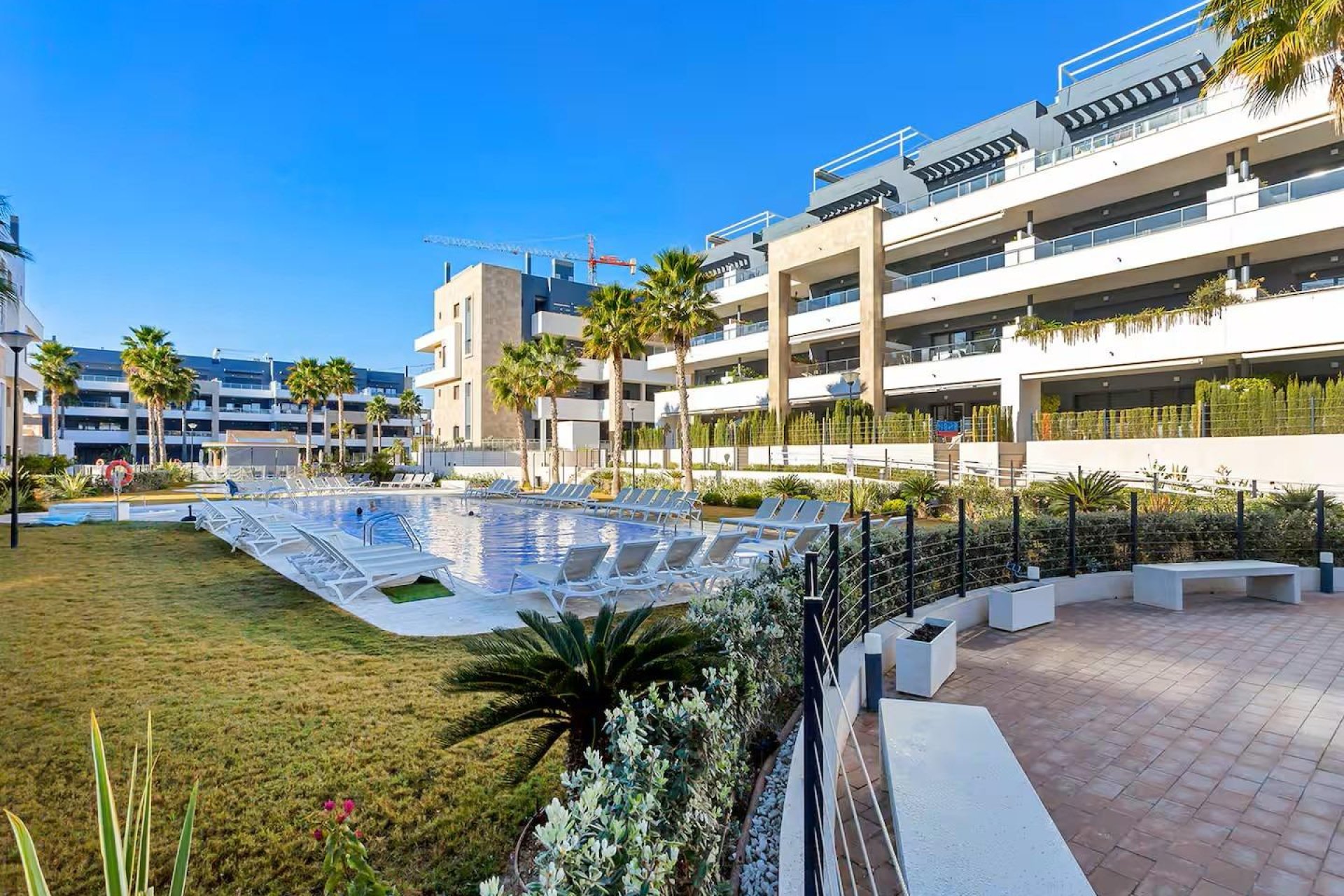 Resale - Apartment / Flat * - Orihuela Costa - Playa Flamenca *