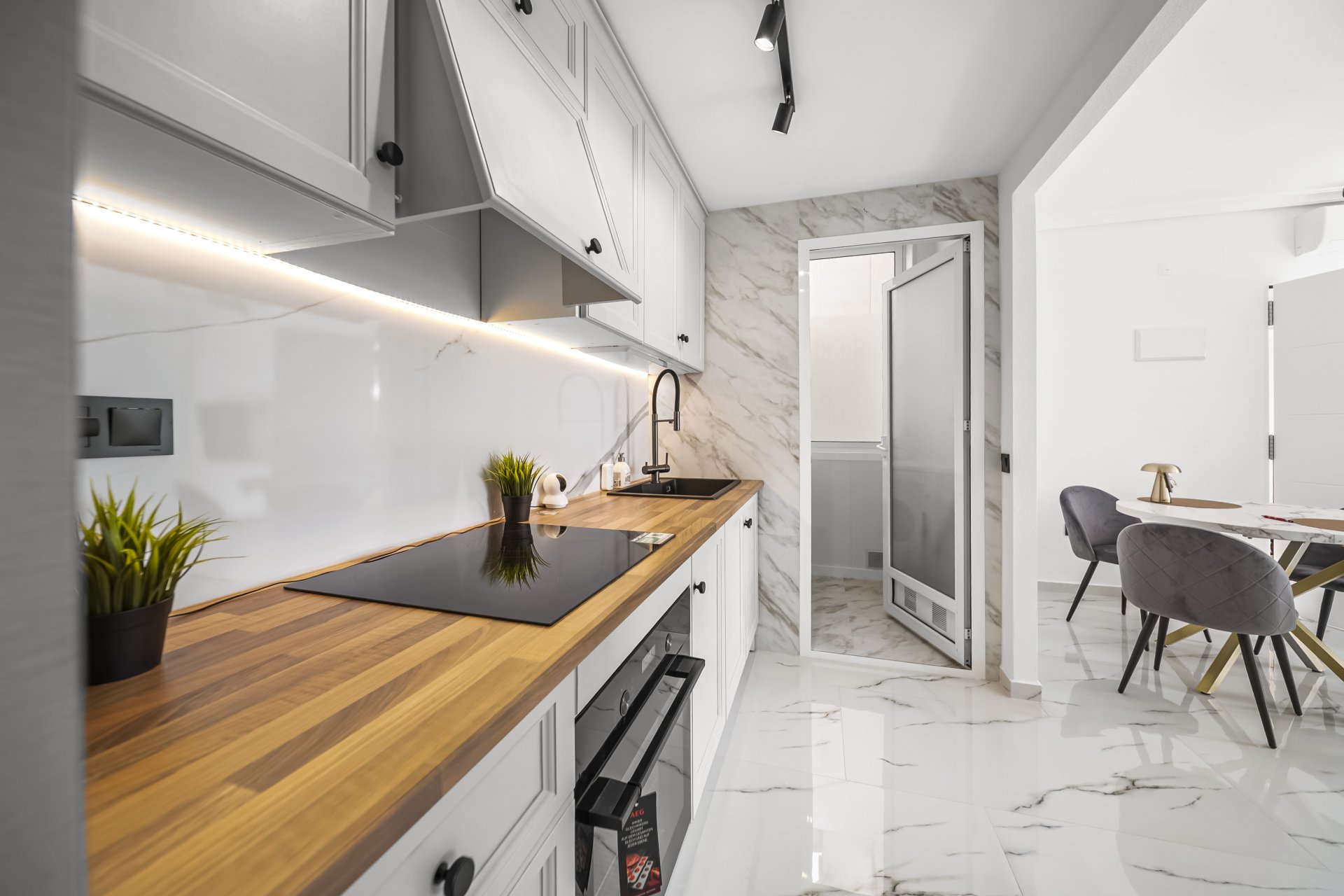 Resale - Apartment / Flat * - Orihuela Costa - Playa Flamenca *