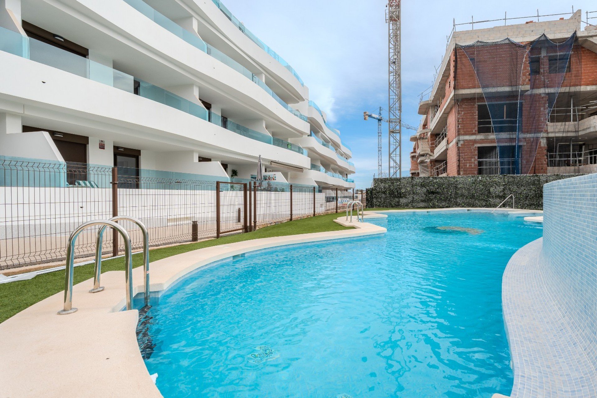 Resale - Apartment / Flat * - Orihuela Costa - Playa Flamenca *