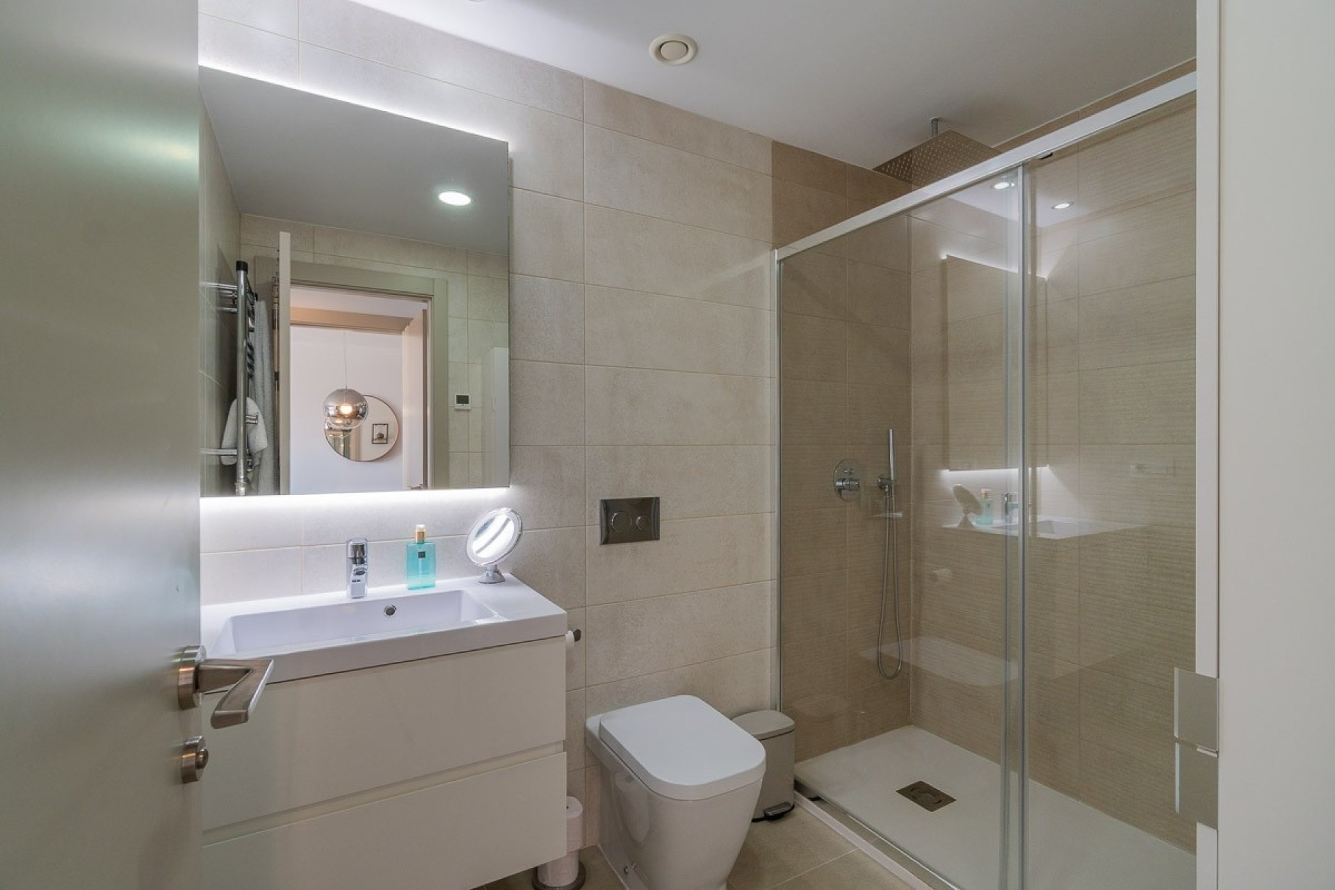 Resale - Apartment / Flat * - Orihuela Costa * - Playa Flamenca *