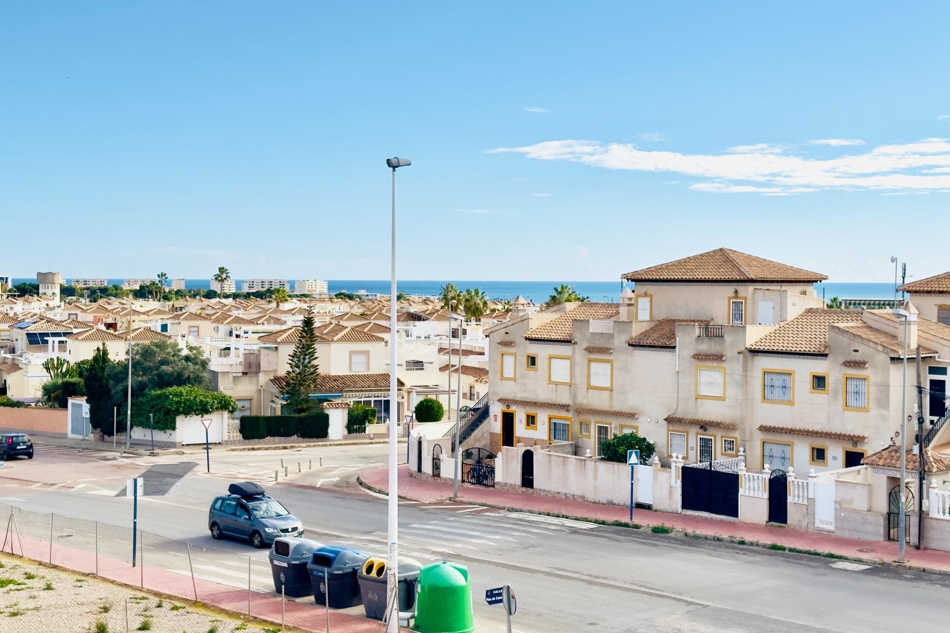 Resale - Apartment / Flat * - Orihuela Costa * - Playa Flamenca *