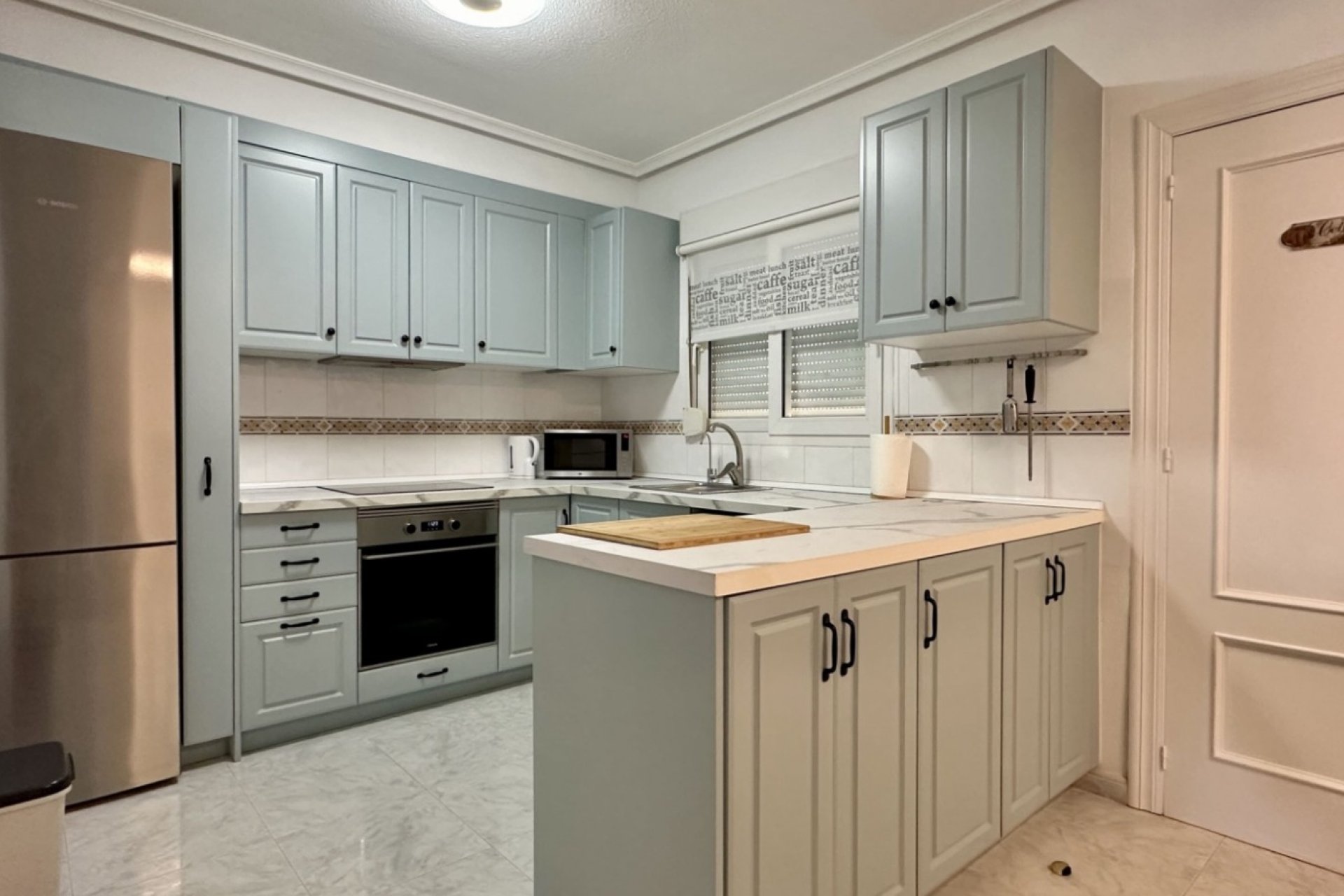 Resale - Apartment / Flat * - Orihuela Costa * - Playa Flamenca *