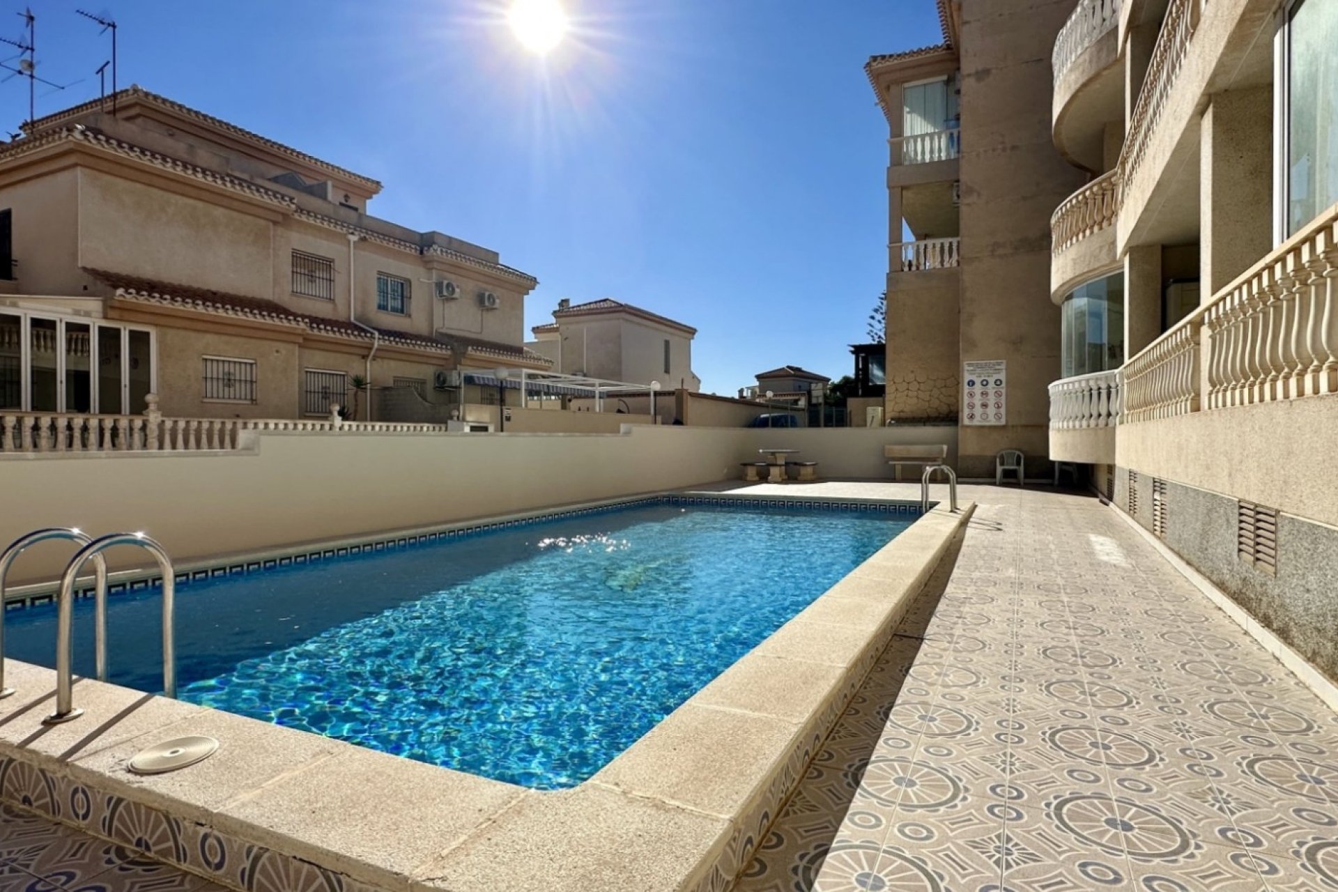 Resale - Apartment / Flat * - Orihuela Costa * - Playa Flamenca *