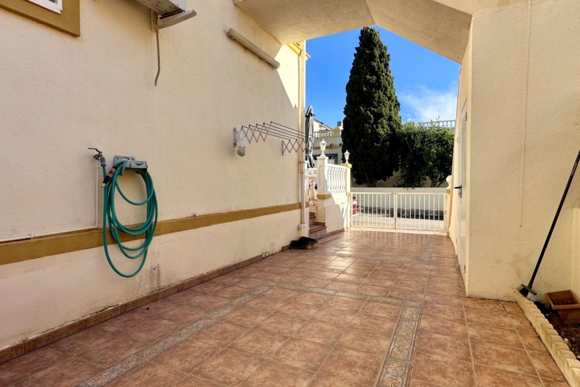 Resale - Apartment / Flat * - Orihuela Costa * - Playa Flamenca *