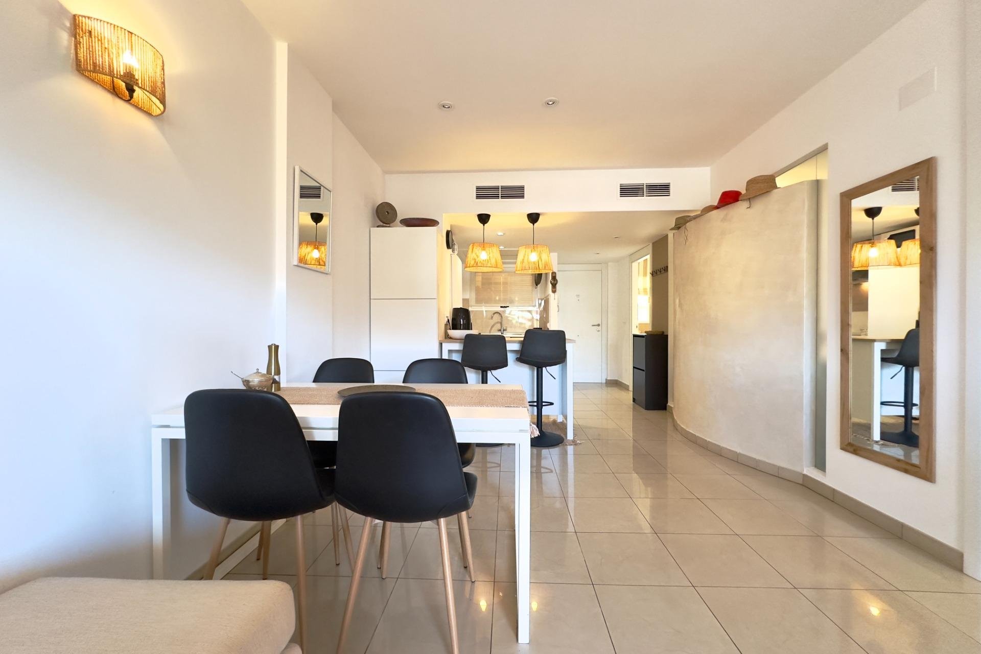 Resale - Apartment / Flat * - Orihuela Costa * - Playa Flamenca *