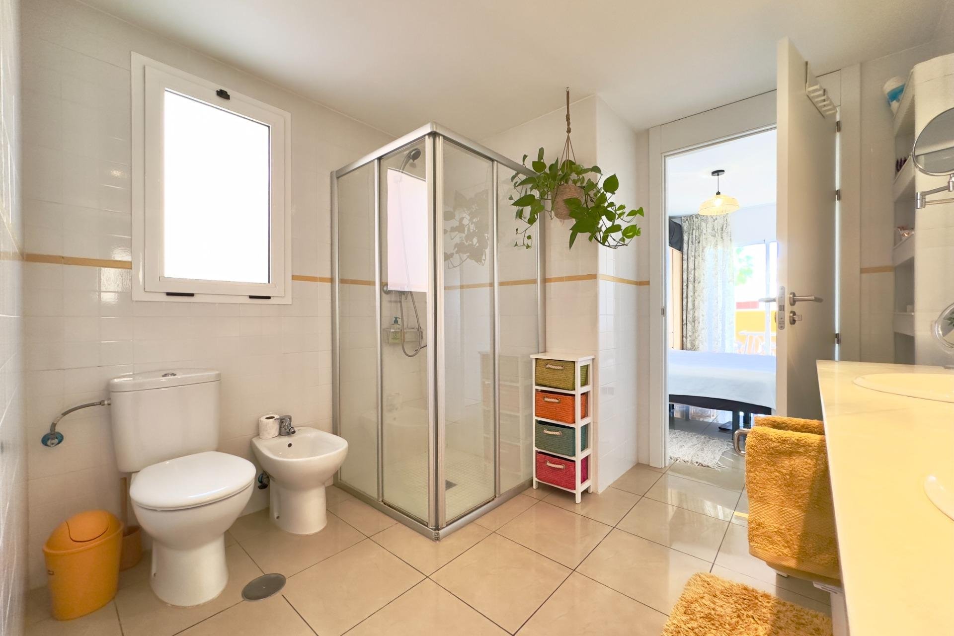 Resale - Apartment / Flat * - Orihuela Costa * - Playa Flamenca *