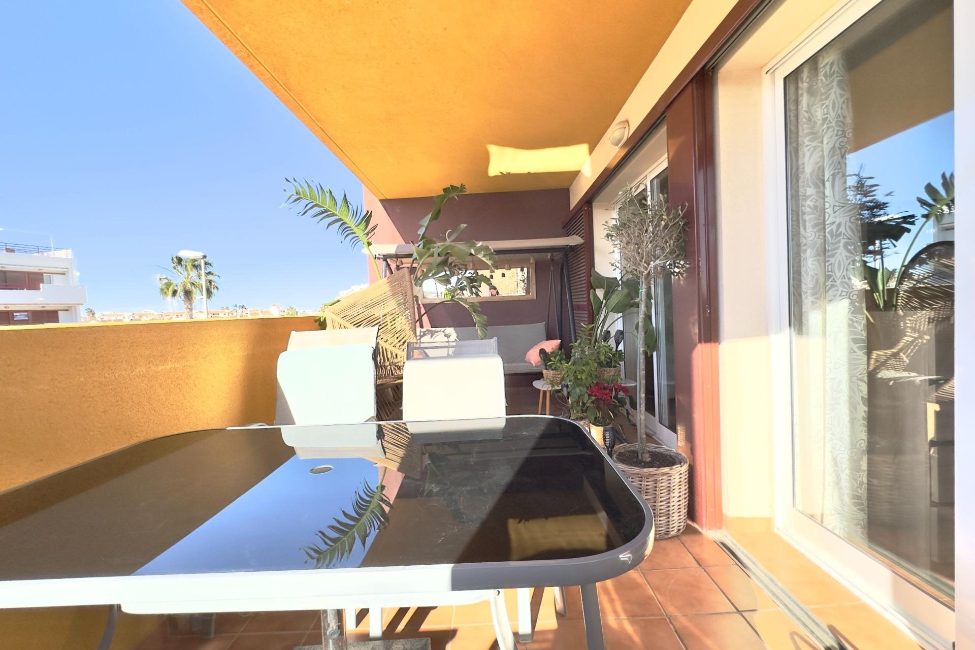 Resale - Apartment / Flat * - Orihuela Costa * - Playa Flamenca *