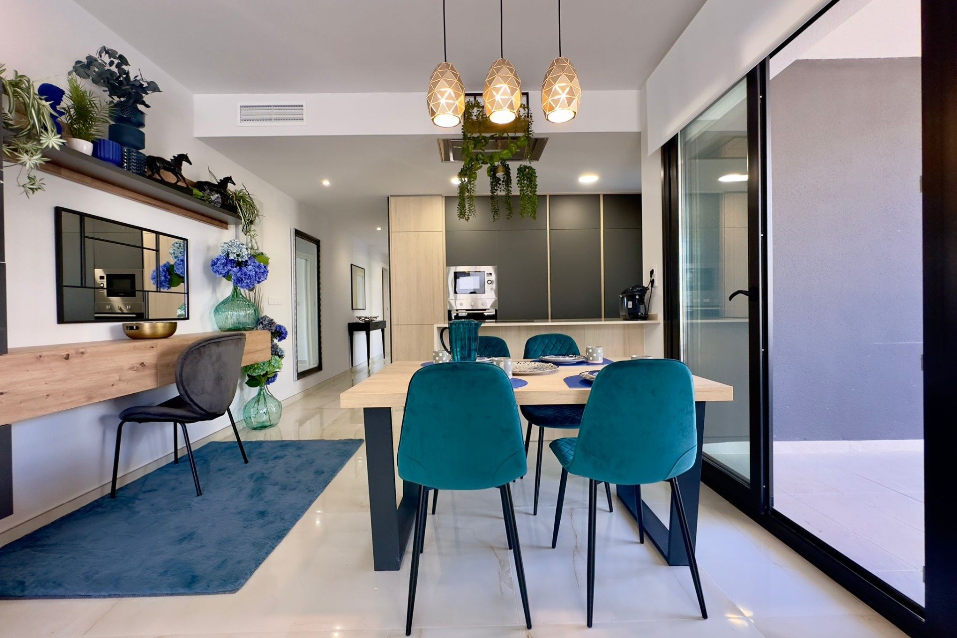 Resale - Apartment / Flat * - Orihuela Costa * - Playa Flamenca *