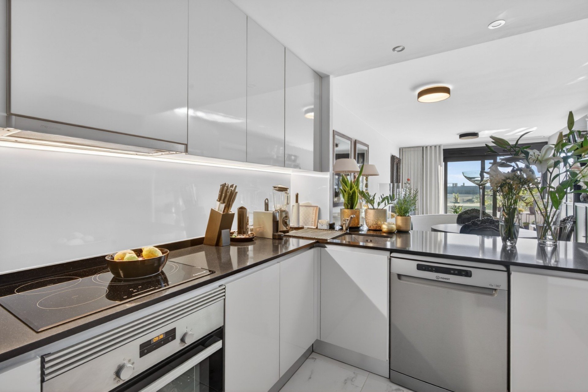 Resale - Apartment / Flat * - Orihuela Costa * - Playa Flamenca *