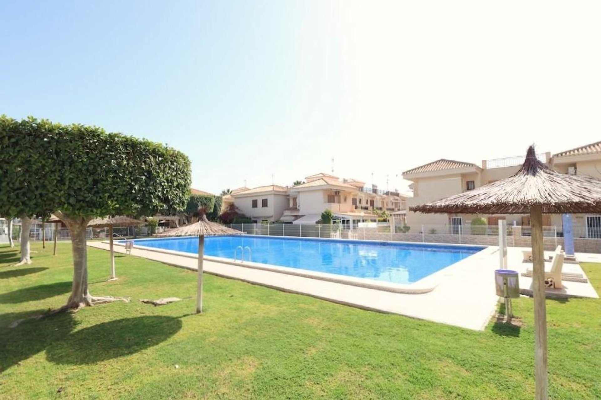 Resale - Apartment / Flat * - Orihuela Costa * - Playa Flamenca *