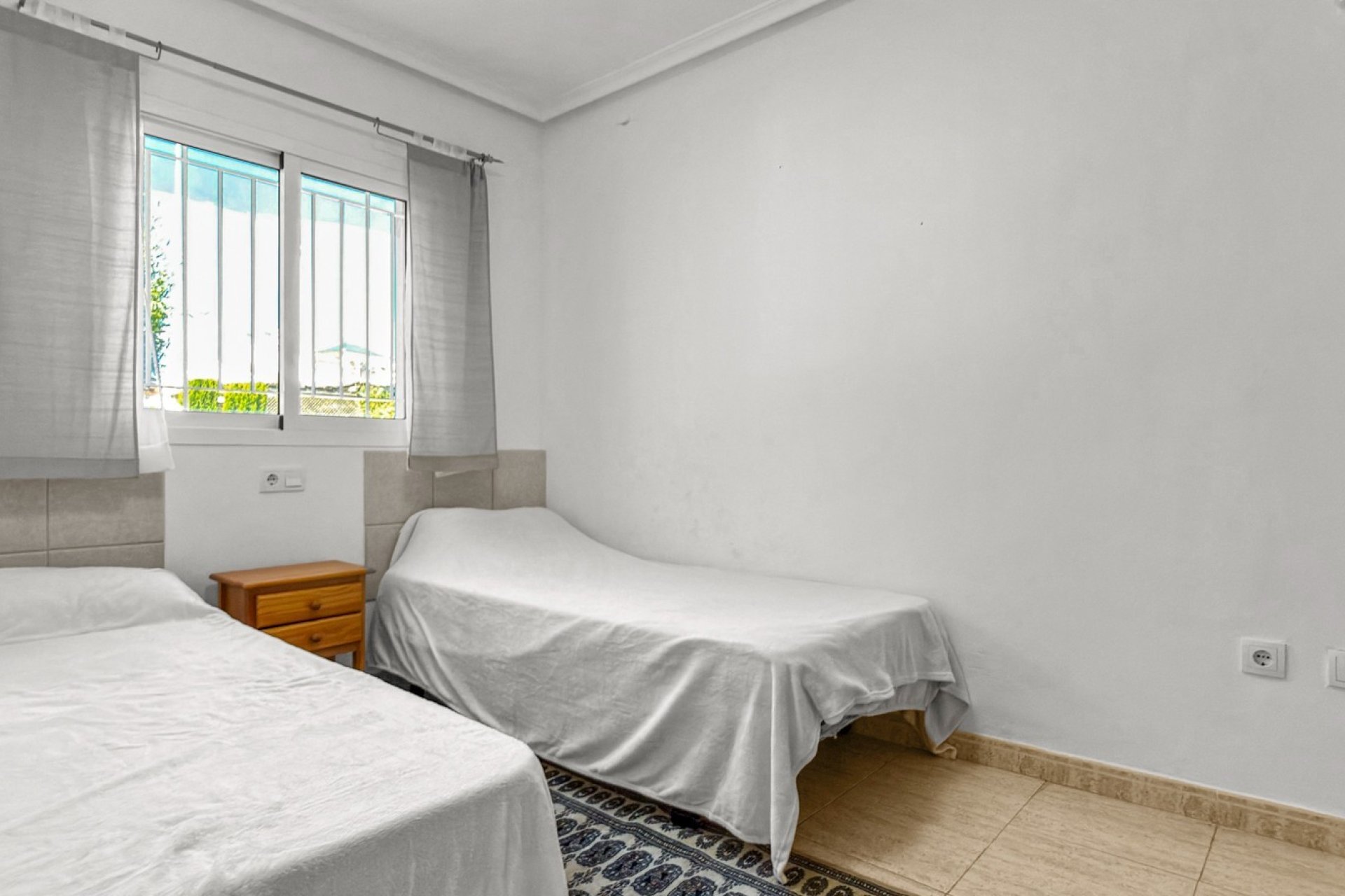 Resale - Apartment / Flat * - Orihuela Costa * - Playa Flamenca *