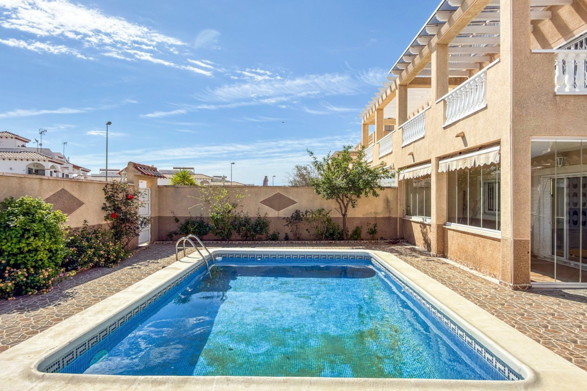 Resale - Apartment / Flat * - Orihuela Costa * - Playa Flamenca *
