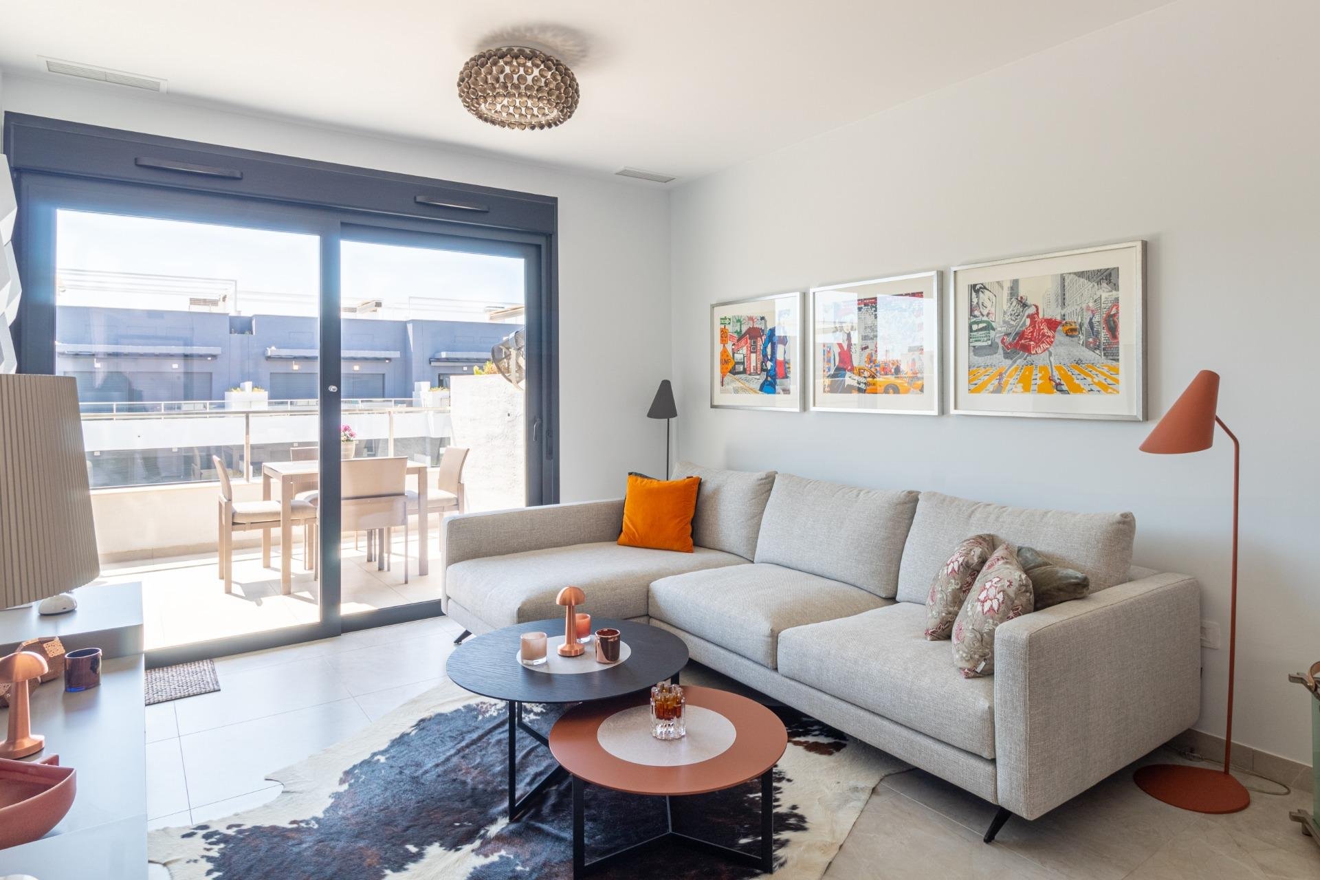 Resale - Apartment / Flat * - Orihuela Costa * - Playa Flamenca *