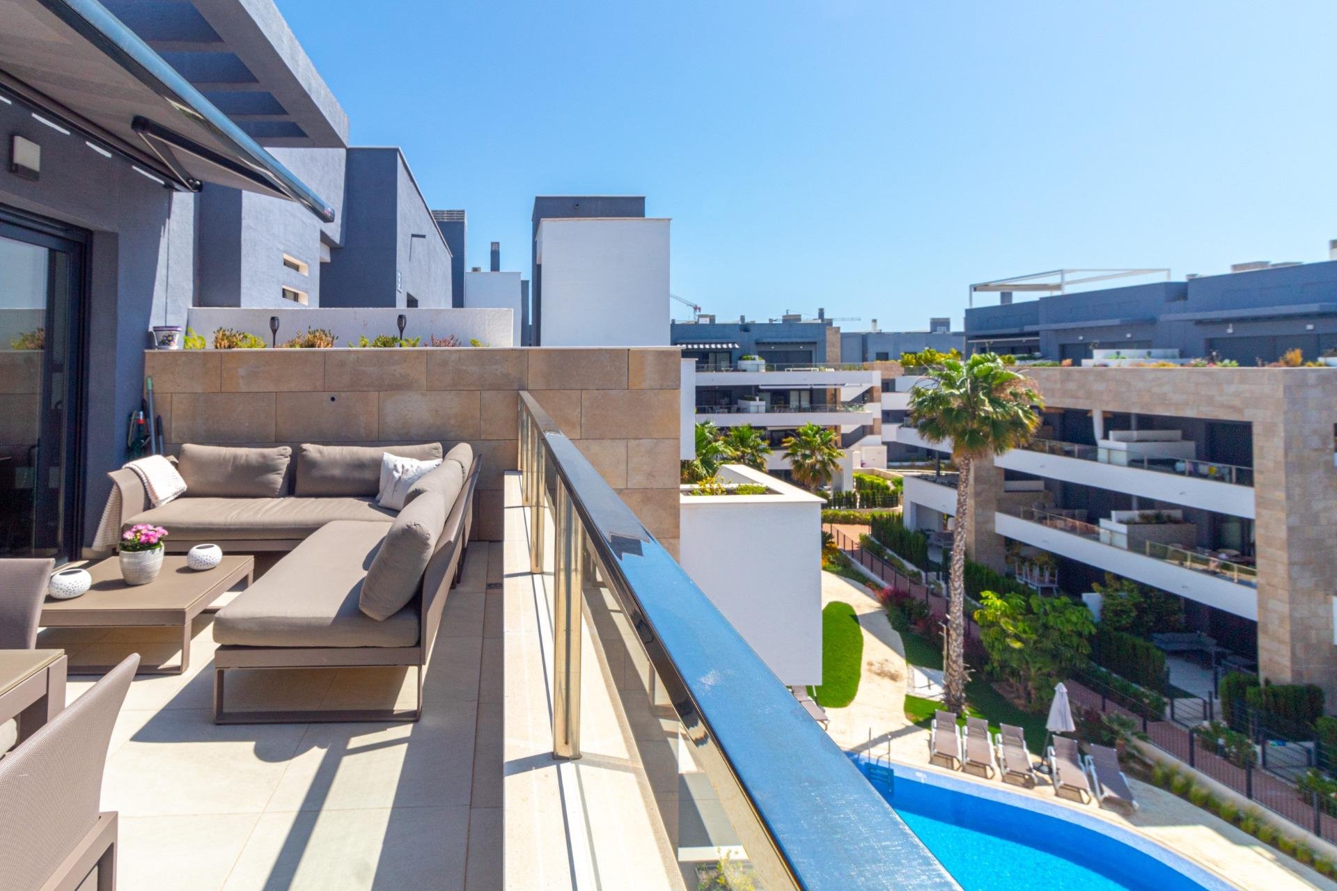 Resale - Apartment / Flat * - Orihuela Costa * - Playa Flamenca *