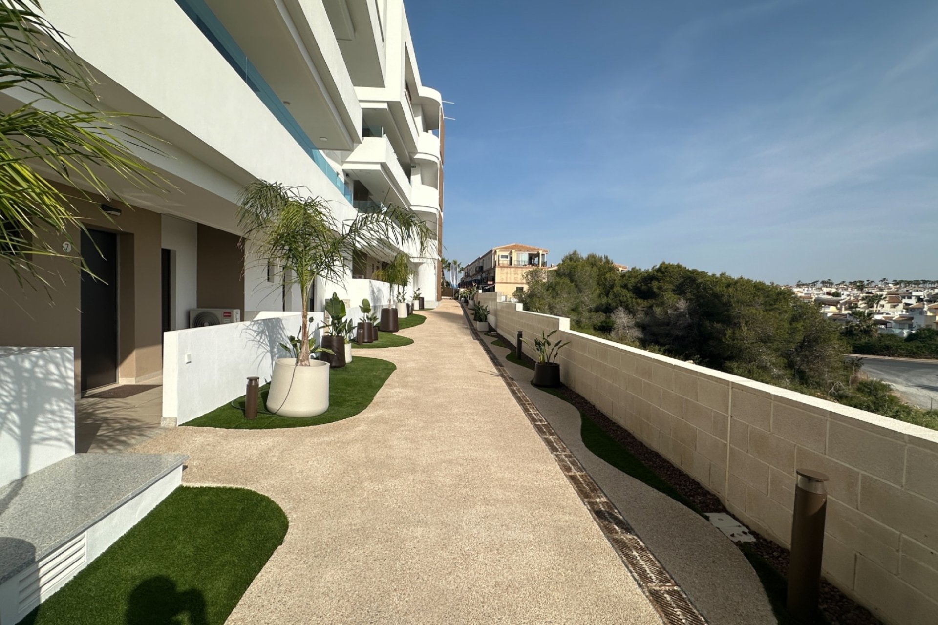 Resale - Apartment / Flat * - Orihuela Costa * - Playa Flamenca *