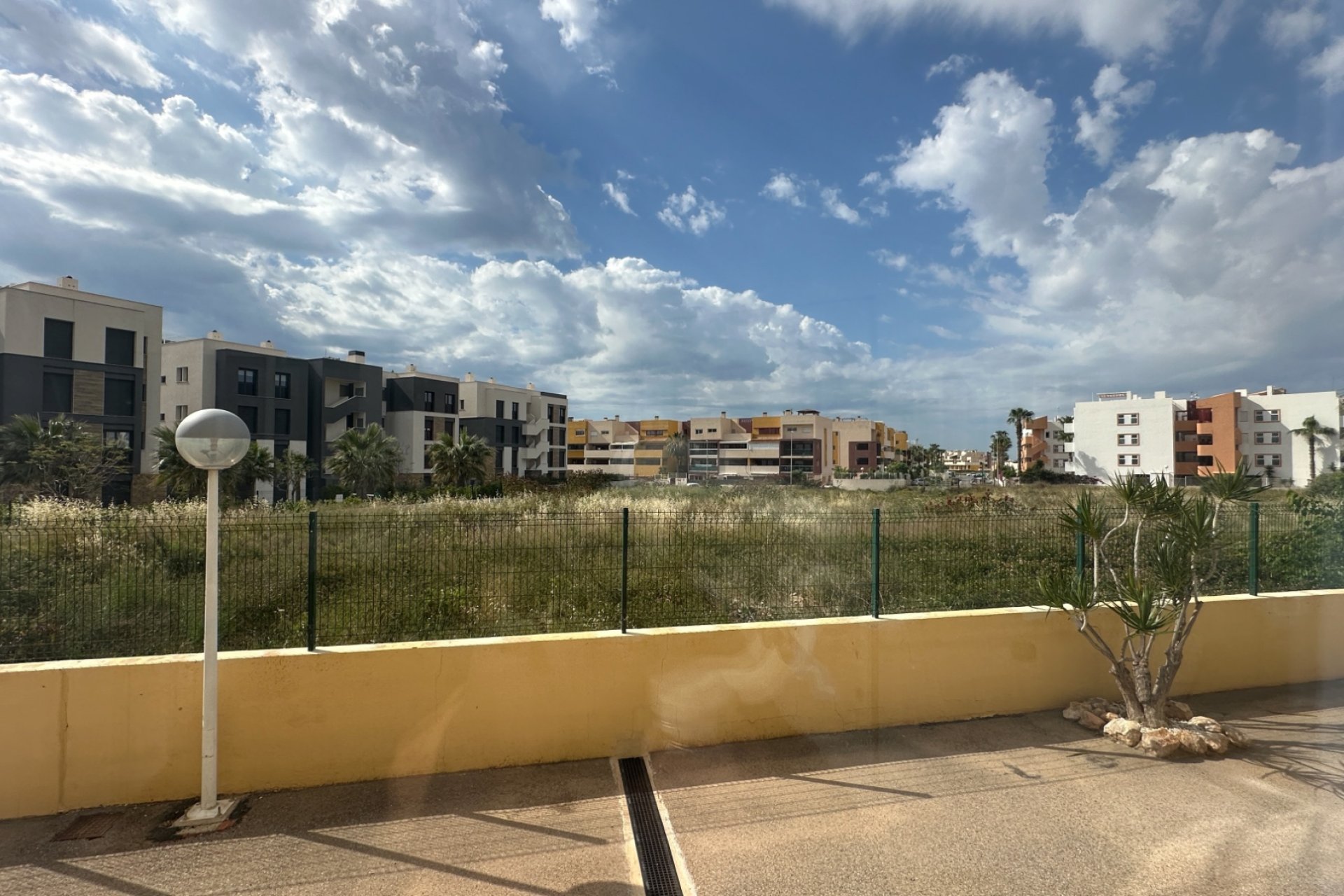 Resale - Apartment / Flat * - Orihuela Costa * - Playa Flamenca *