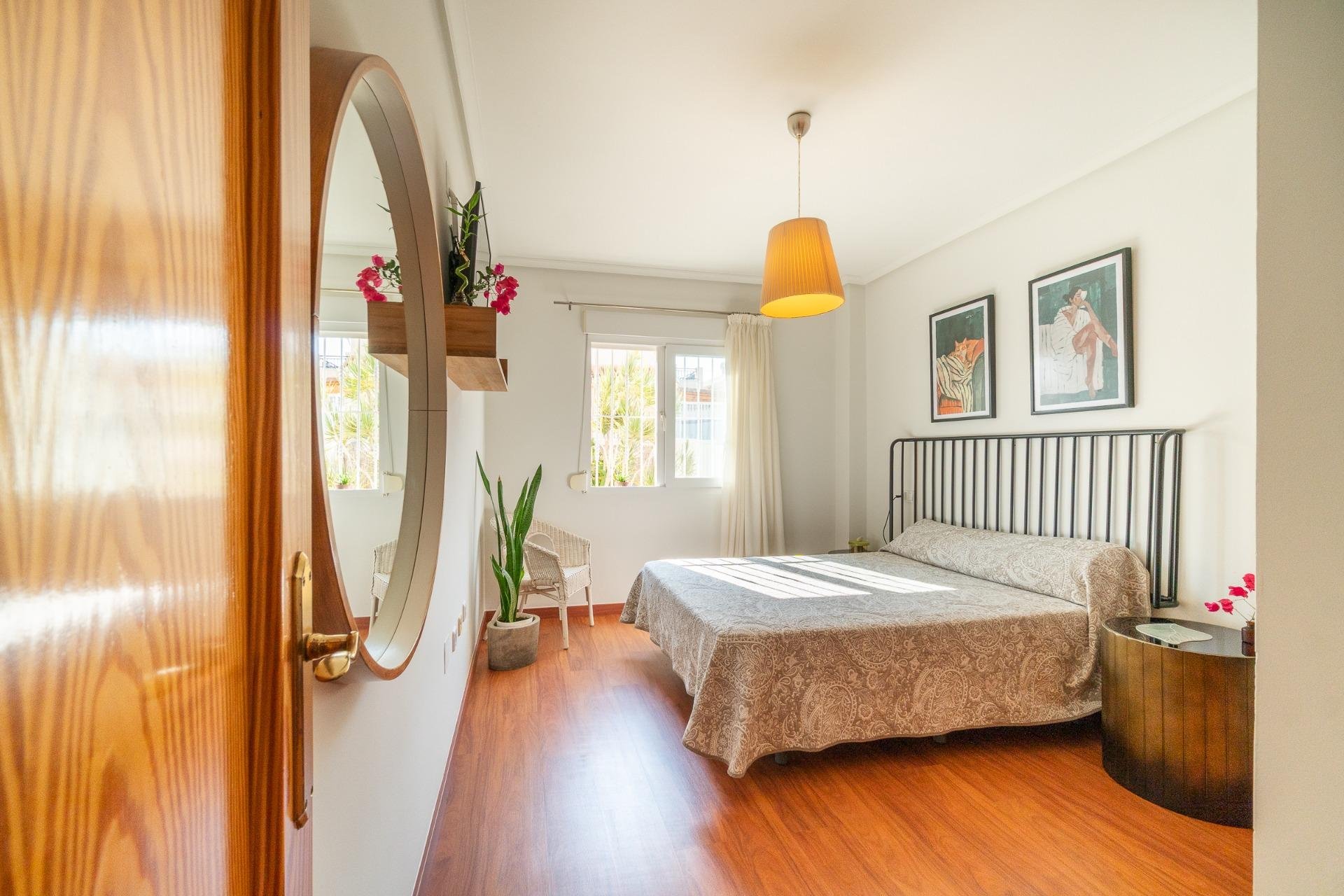 Resale - Apartment / Flat * - Orihuela Costa * - Playa Flamenca *