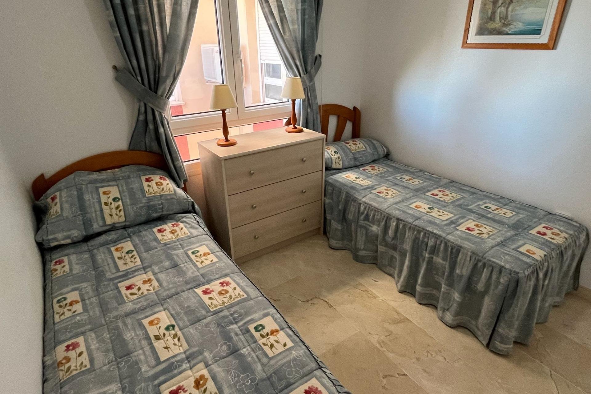 Resale - Apartment / Flat * - Orihuela Costa * - Playa Flamenca *