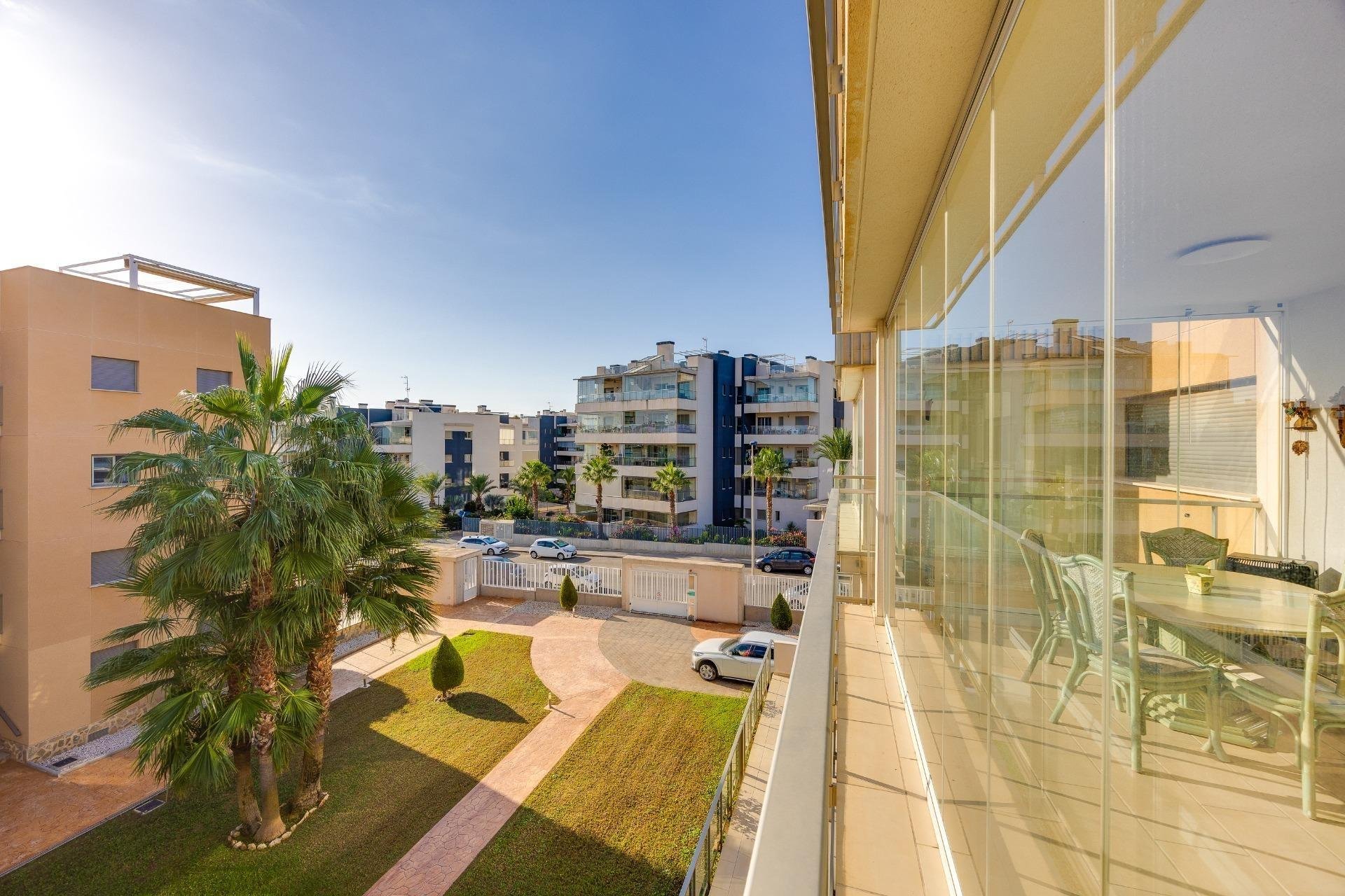 Resale - Apartment / Flat * - Orihuela Costa * - Playa Flamenca *