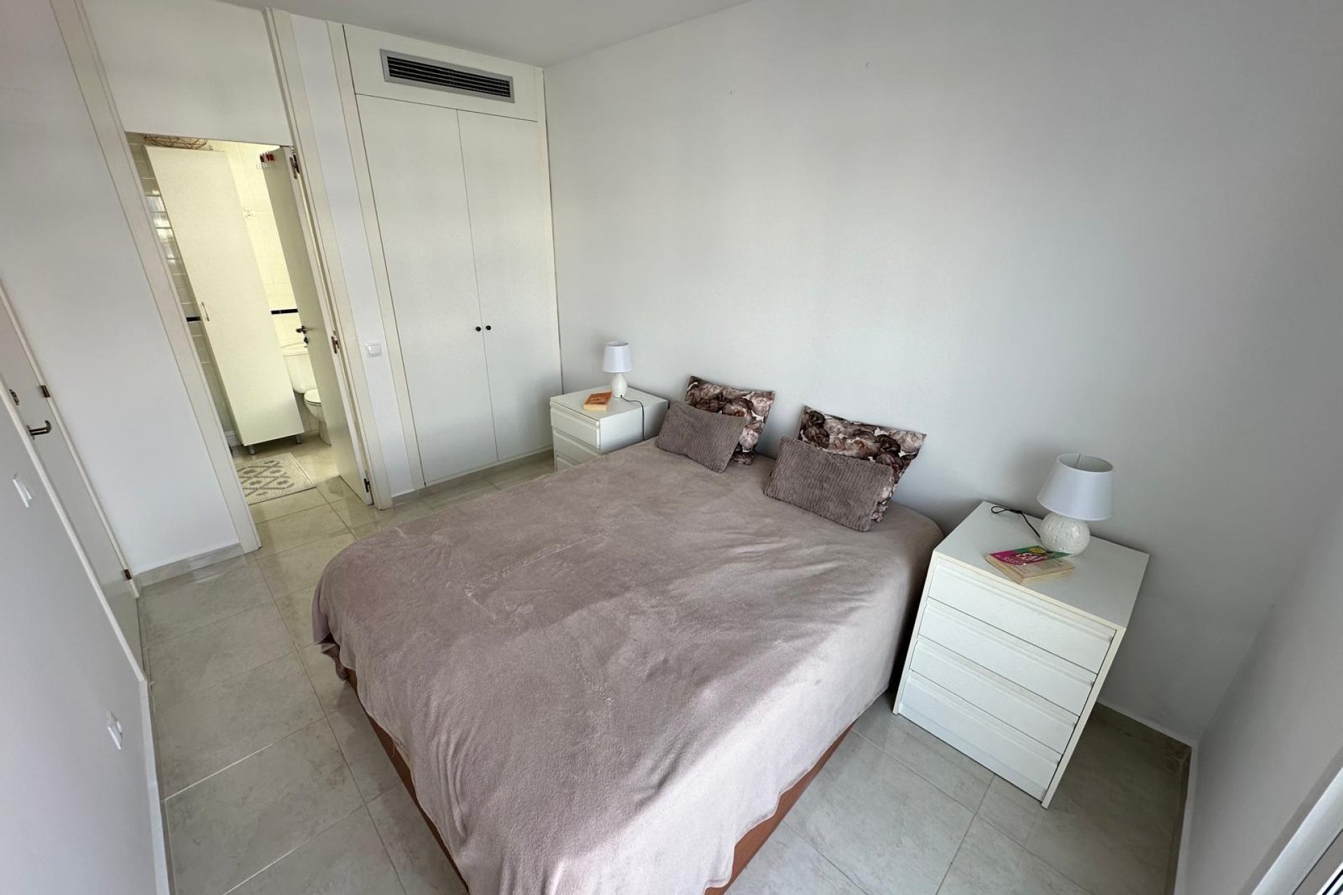 Resale - Apartment / flat - Orihuela Costa - Punta Prima