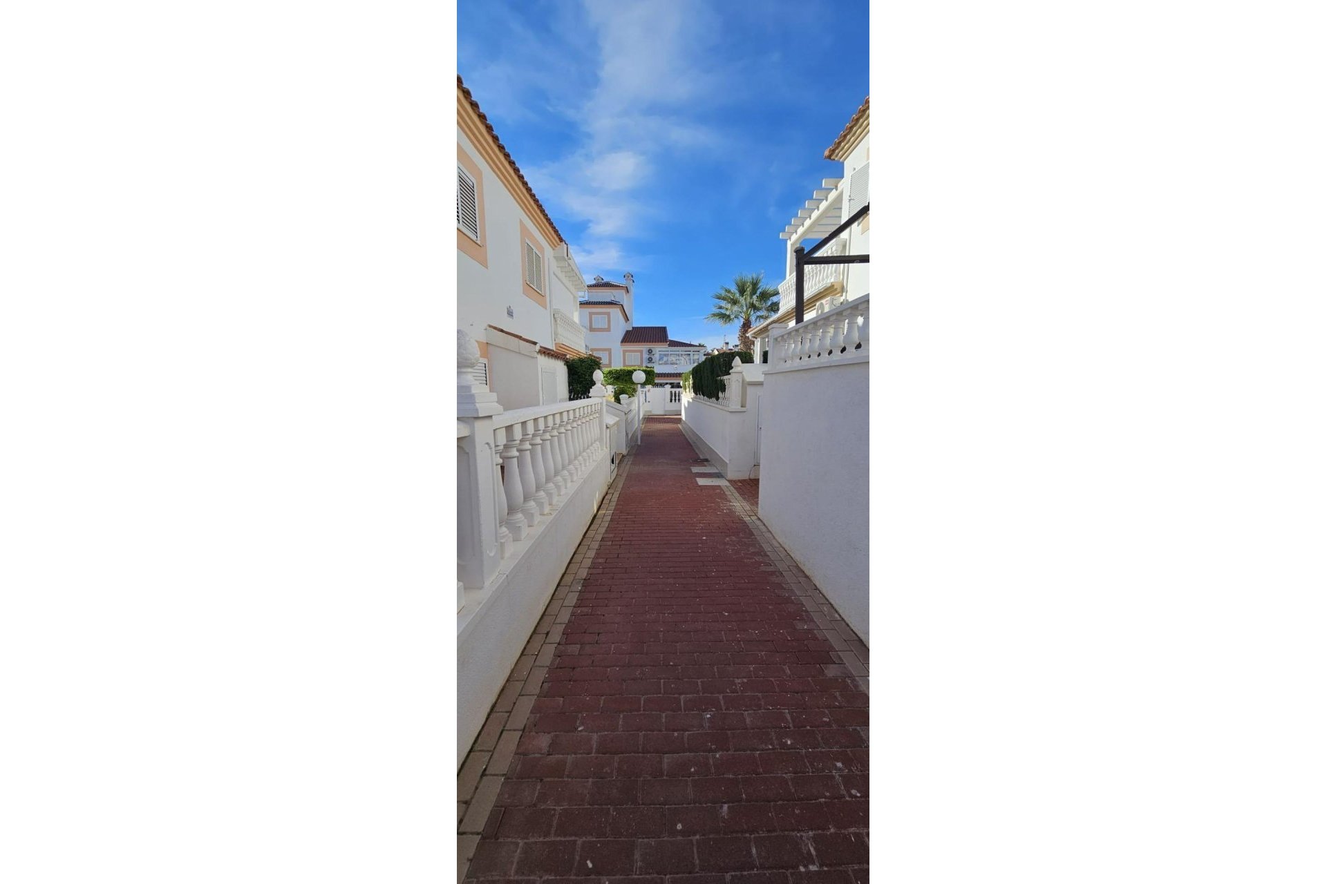 Resale - Apartment / flat - Orihuela Costa - Punta Prima