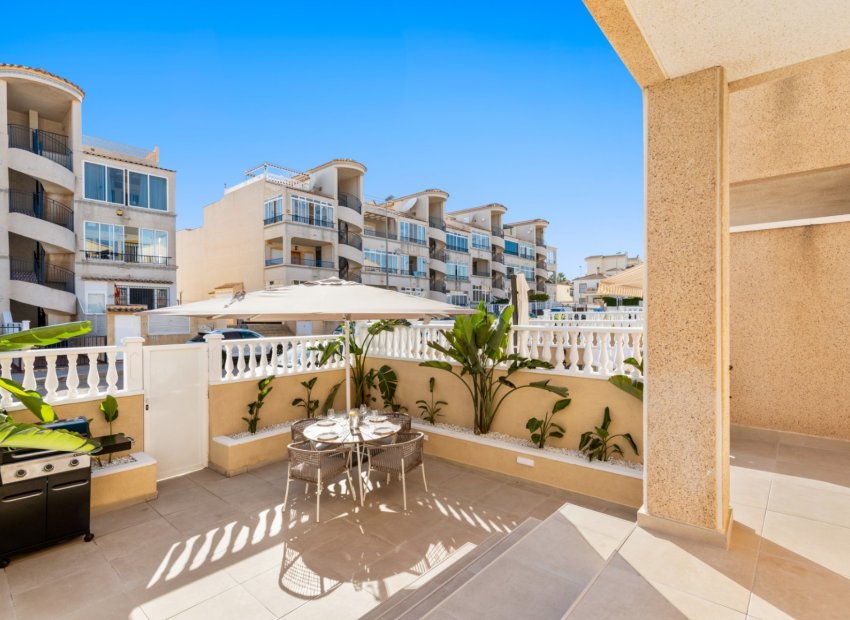 Resale - Apartment / flat - Orihuela Costa - Punta Prima