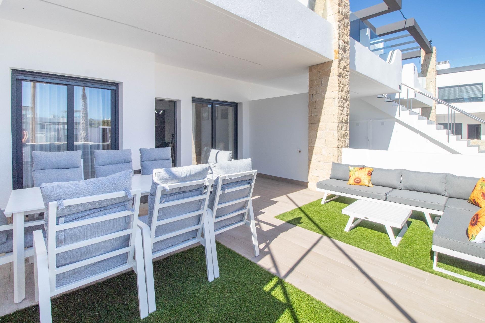 Resale - Apartment / Flat * - Orihuela Costa - Punta Prima *