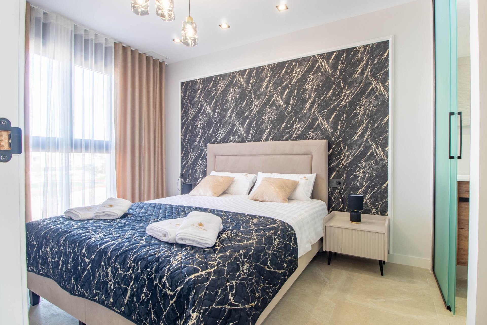 Resale - Apartment / Flat * - Orihuela Costa - Punta Prima *