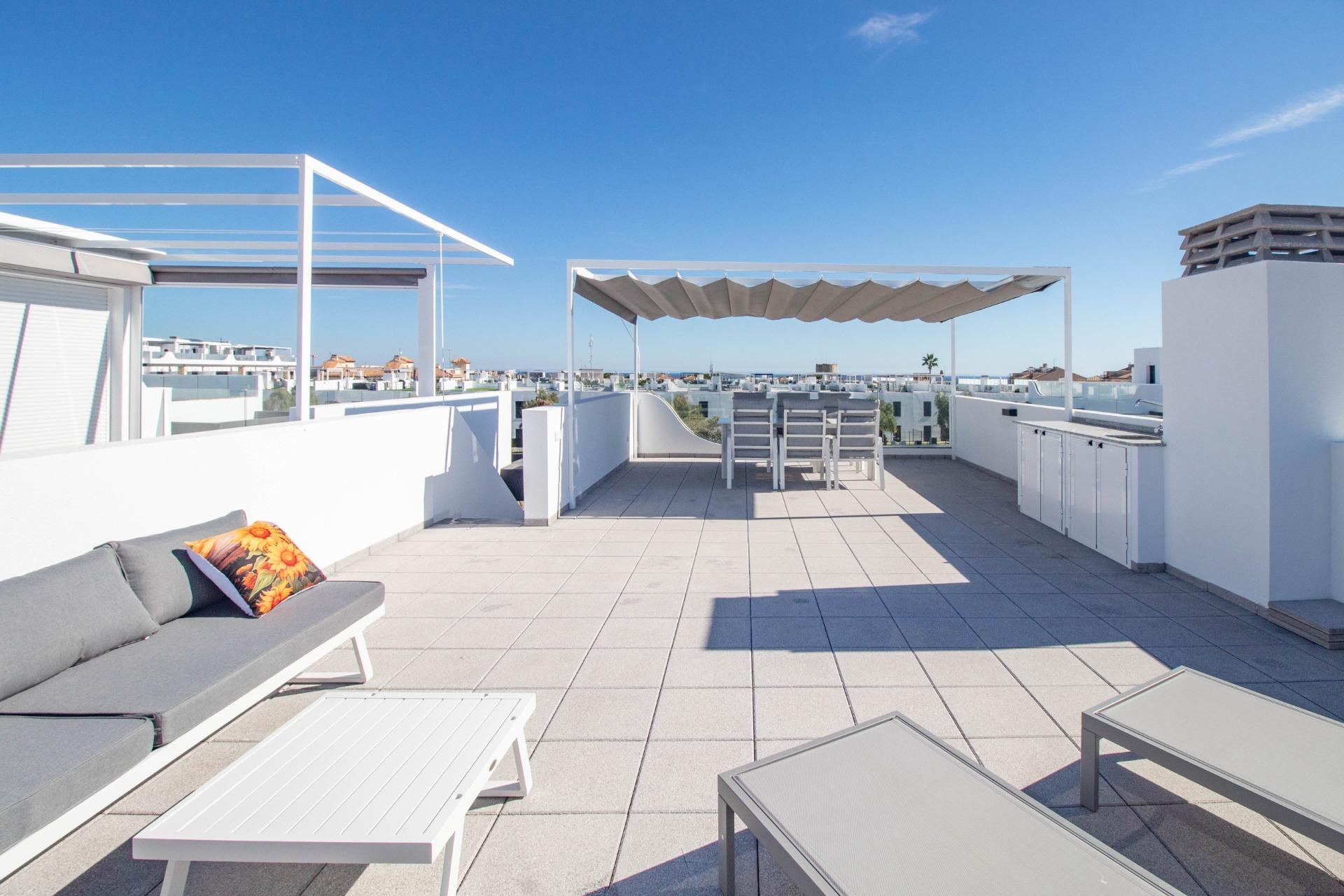 Resale - Apartment / Flat * - Orihuela Costa - Punta Prima *