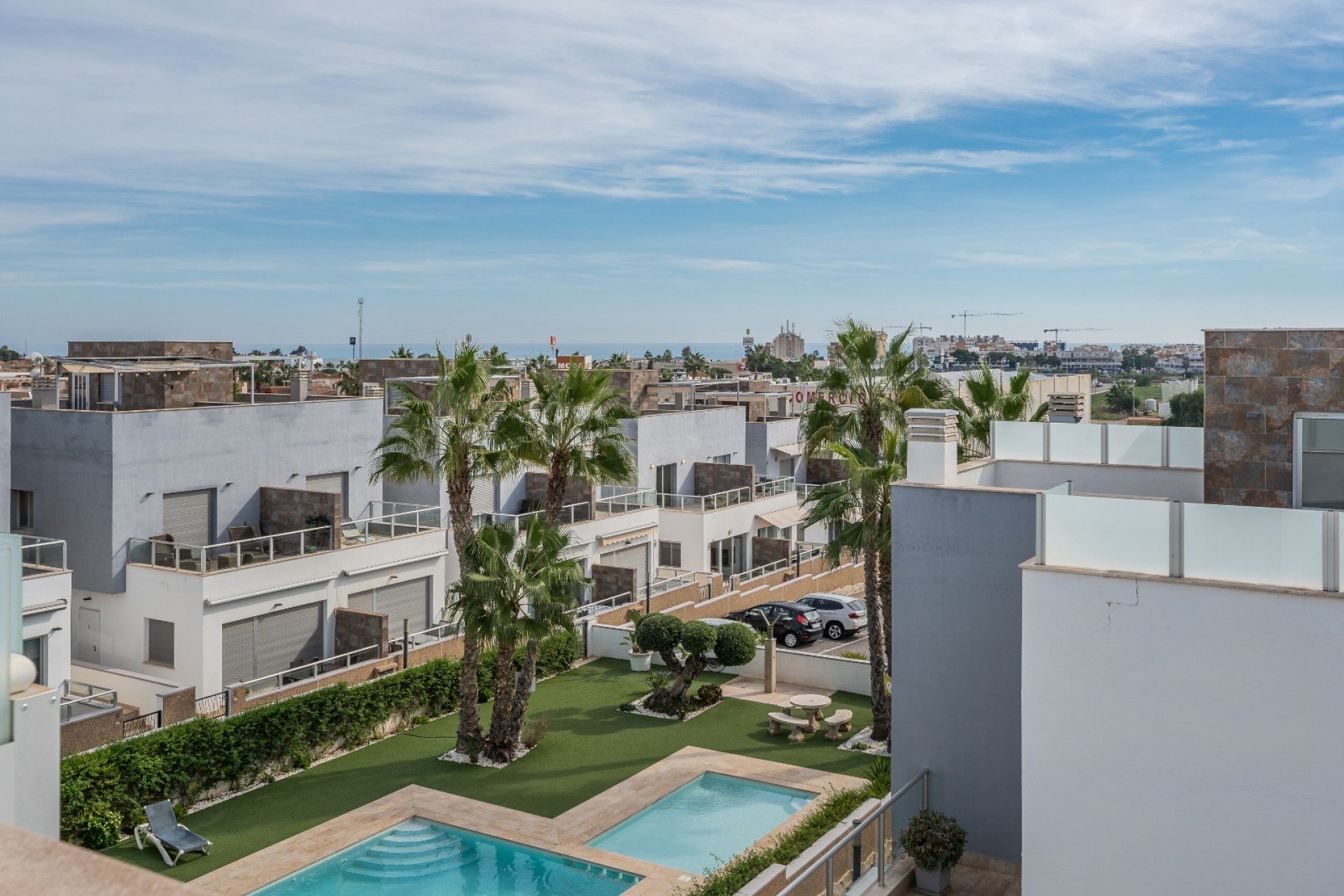 Resale - Apartment / Flat * - Orihuela Costa - Punta Prima *