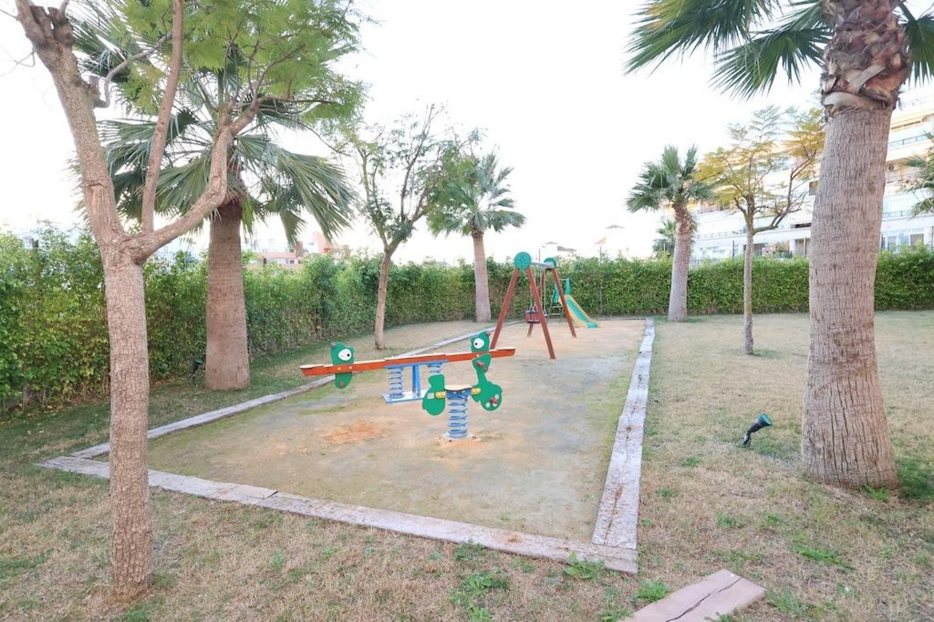 Resale - Apartment / Flat * - Orihuela Costa * - Punta Prima *