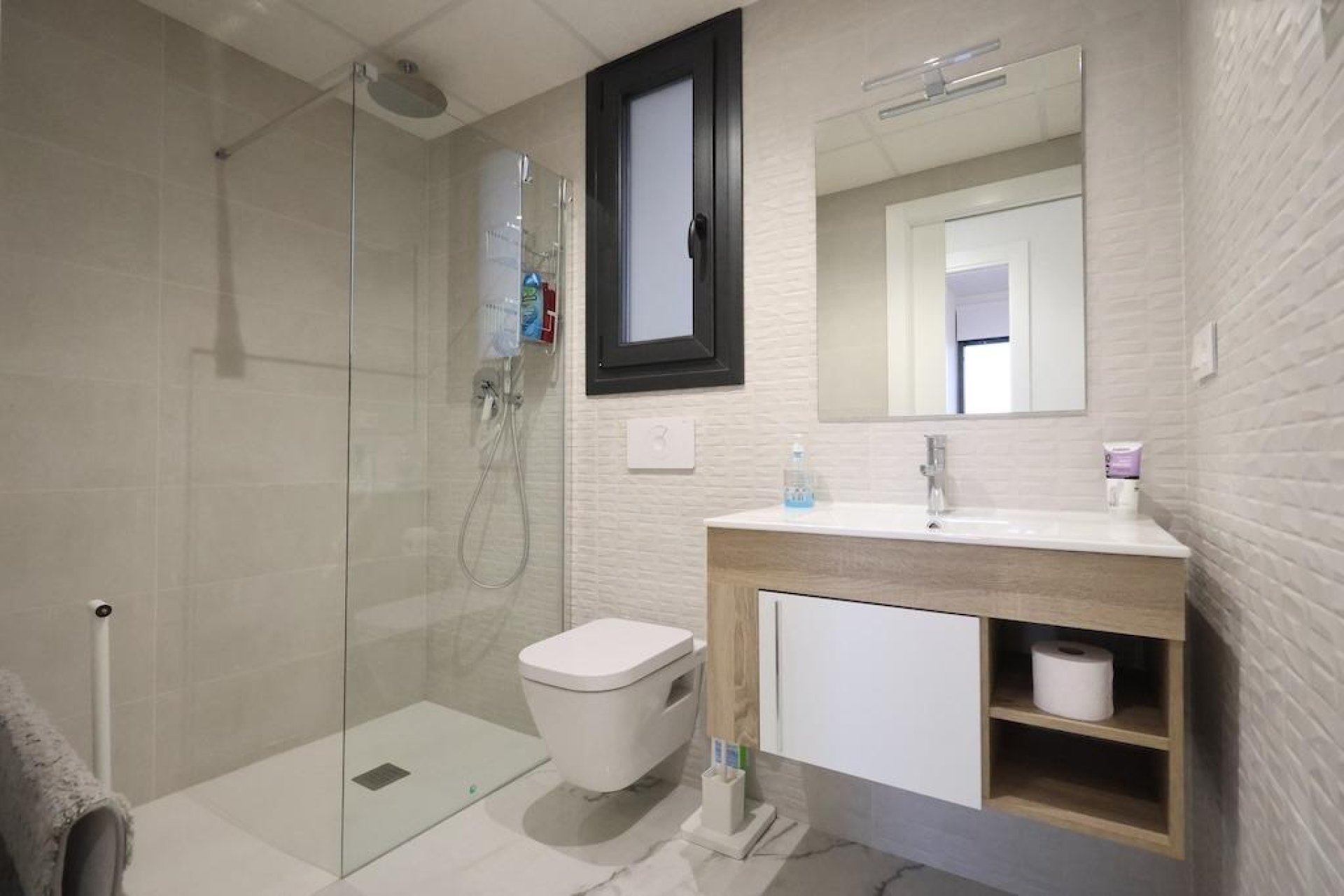 Resale - Apartment / Flat * - Orihuela Costa * - Punta Prima *