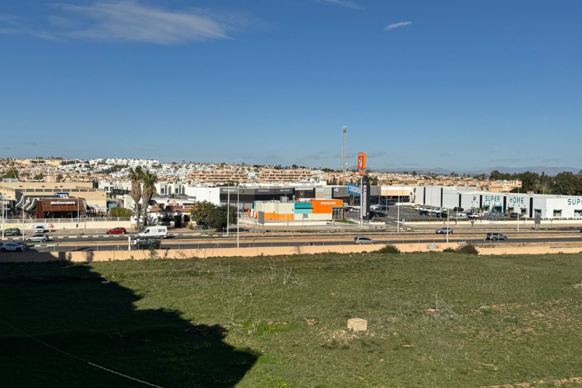 Resale - Apartment / Flat * - Orihuela Costa * - Punta Prima