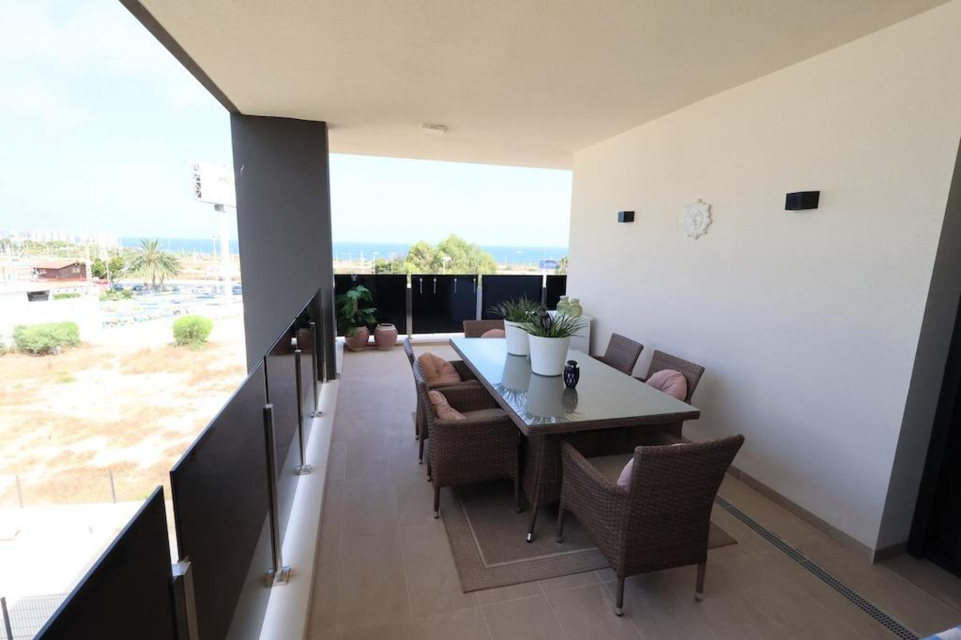Resale - Apartment / Flat * - Orihuela Costa * - Punta Prima *