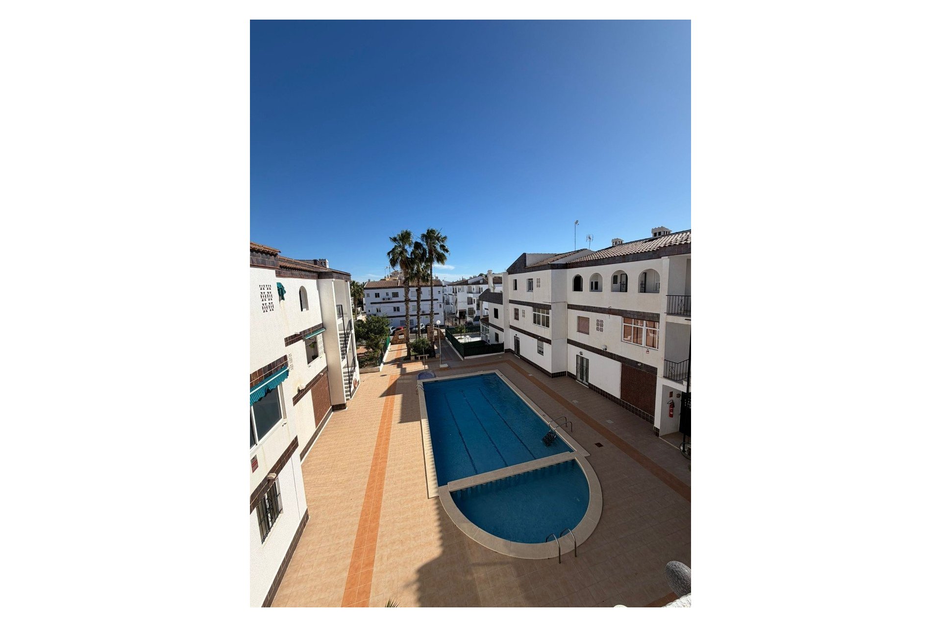 Resale - Apartment / Flat * - Orihuela Costa * - Punta Prima *