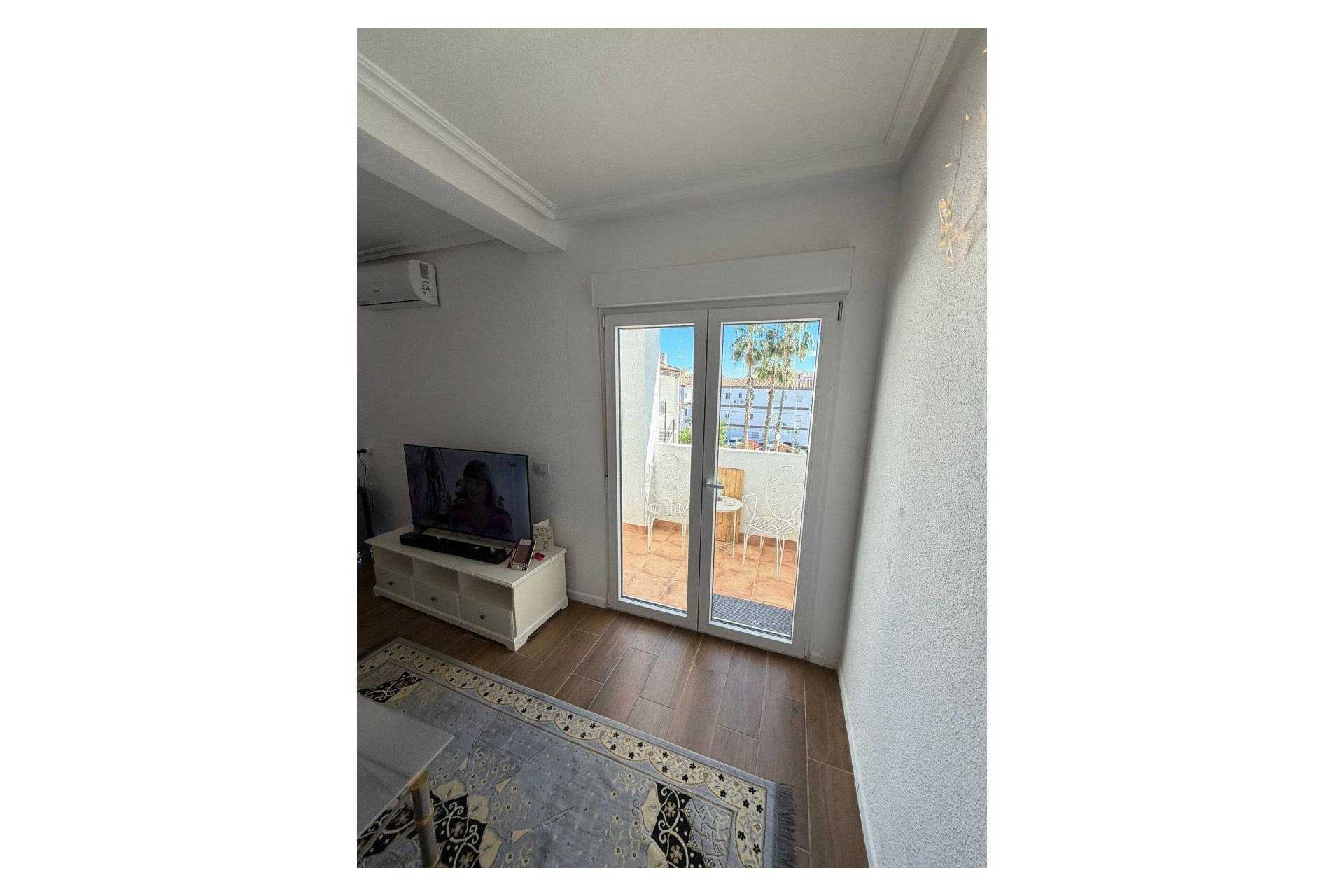 Resale - Apartment / Flat * - Orihuela Costa * - Punta Prima *