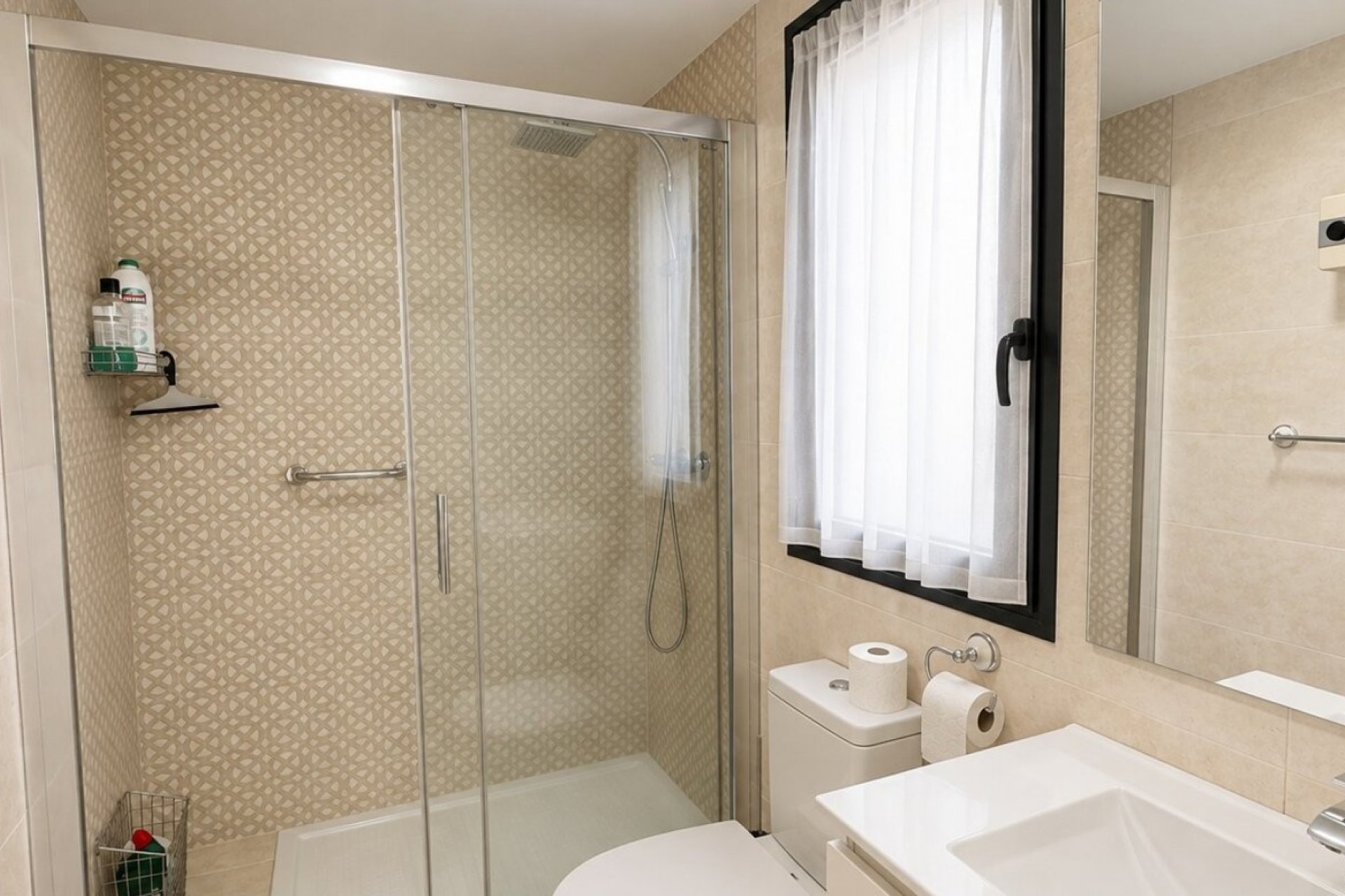 Resale - Apartment / Flat * - Orihuela Costa * - Punta Prima *