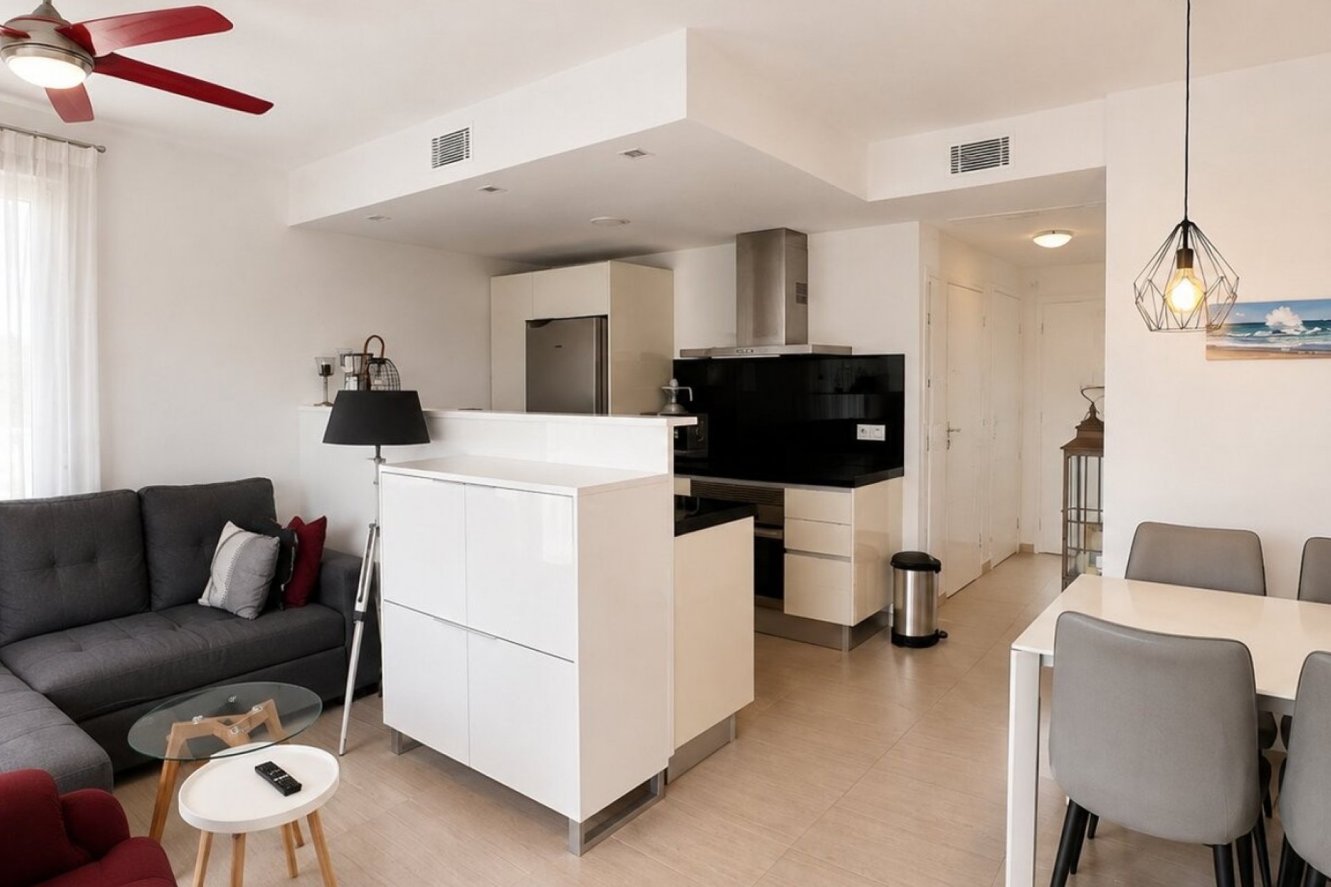 Resale - Apartment / Flat * - Orihuela Costa * - Punta Prima *