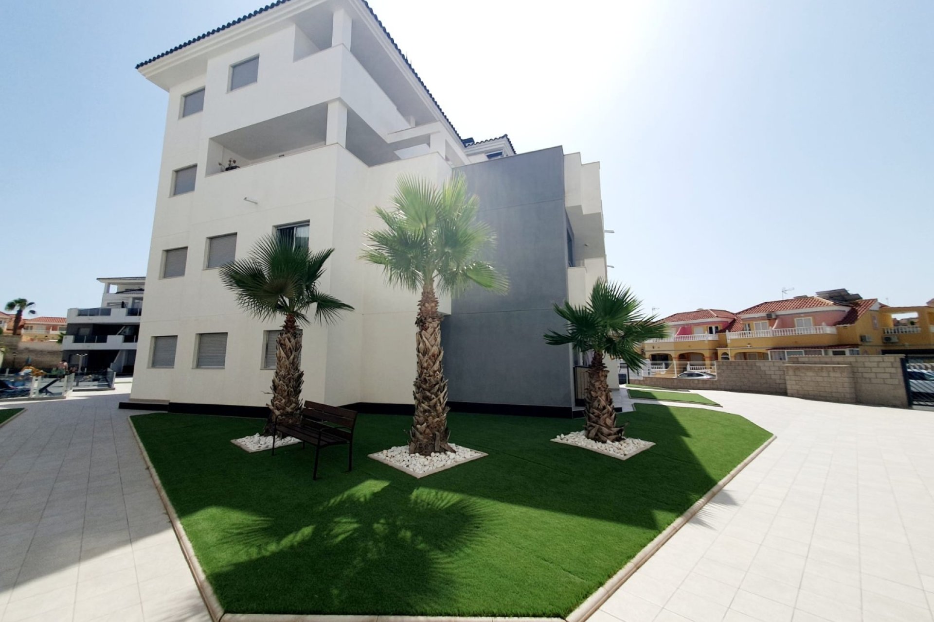 Resale - Apartment / Flat * - Orihuela Costa - Villamartín-Las Filipinas