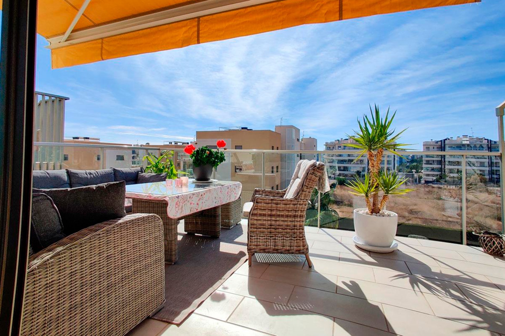 Resale - Apartment / flat - Orihuela Costa - Villamartín